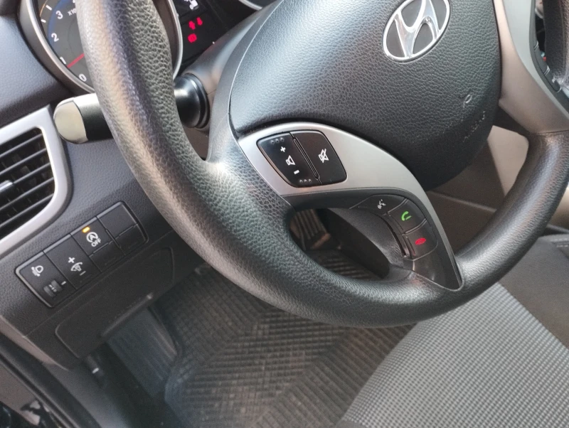 Hyundai I30 1, 4-Бензин Led., снимка 6 - Автомобили и джипове - 51894915