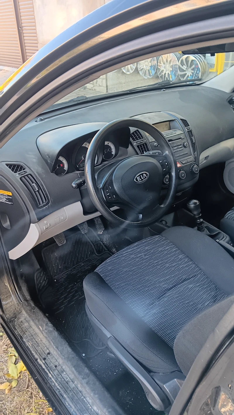 Kia Ceed, снимка 7 - Автомобили и джипове - 52060135