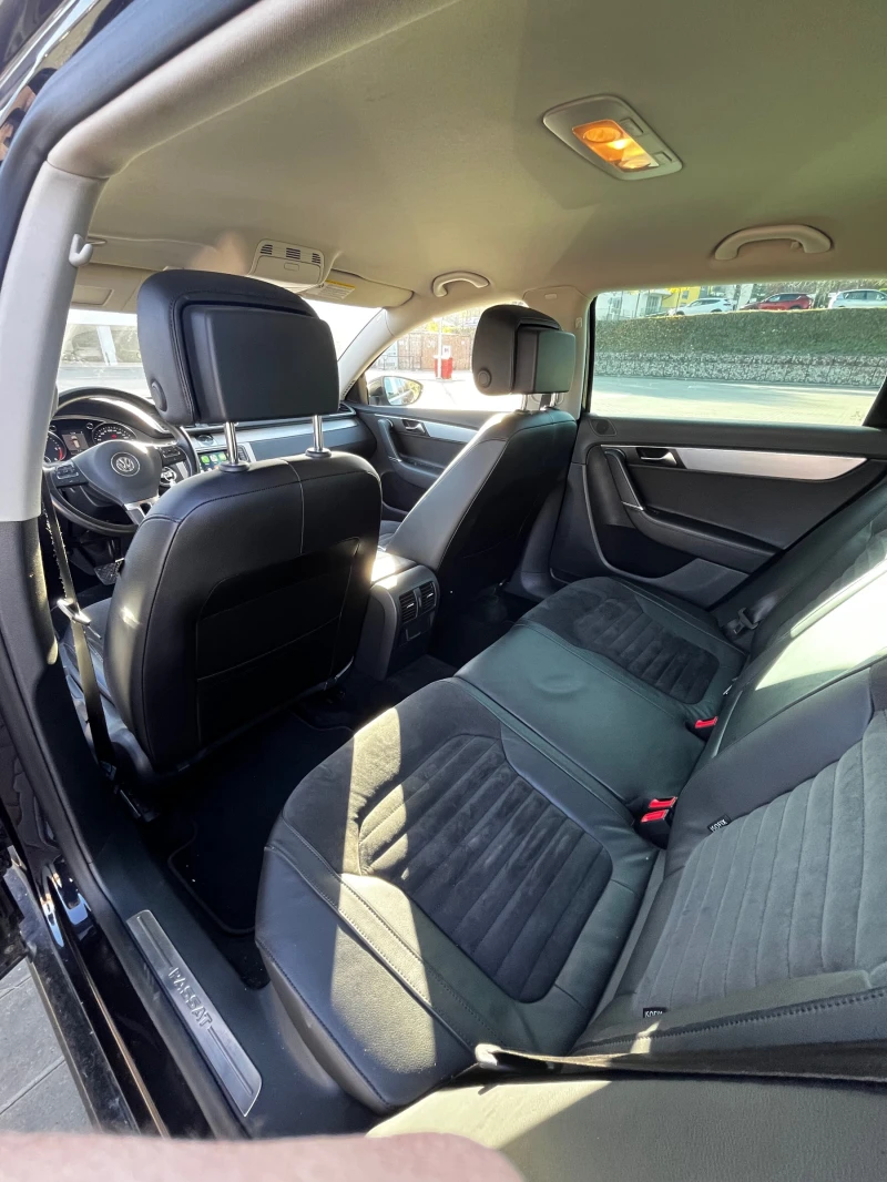 VW Passat Bluemotion, снимка 8 - Автомобили и джипове - 52452529