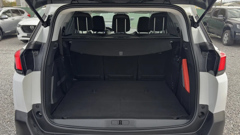 Peugeot 5008 1.6T 180кс.Autom.Navi Car play Camera Кожа Подгрев, снимка 15 - Автомобили и джипове - 52583556