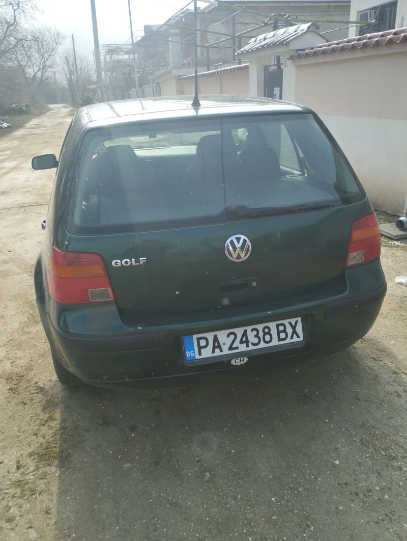 VW Golf, снимка 3 - Автомобили и джипове - 53192267