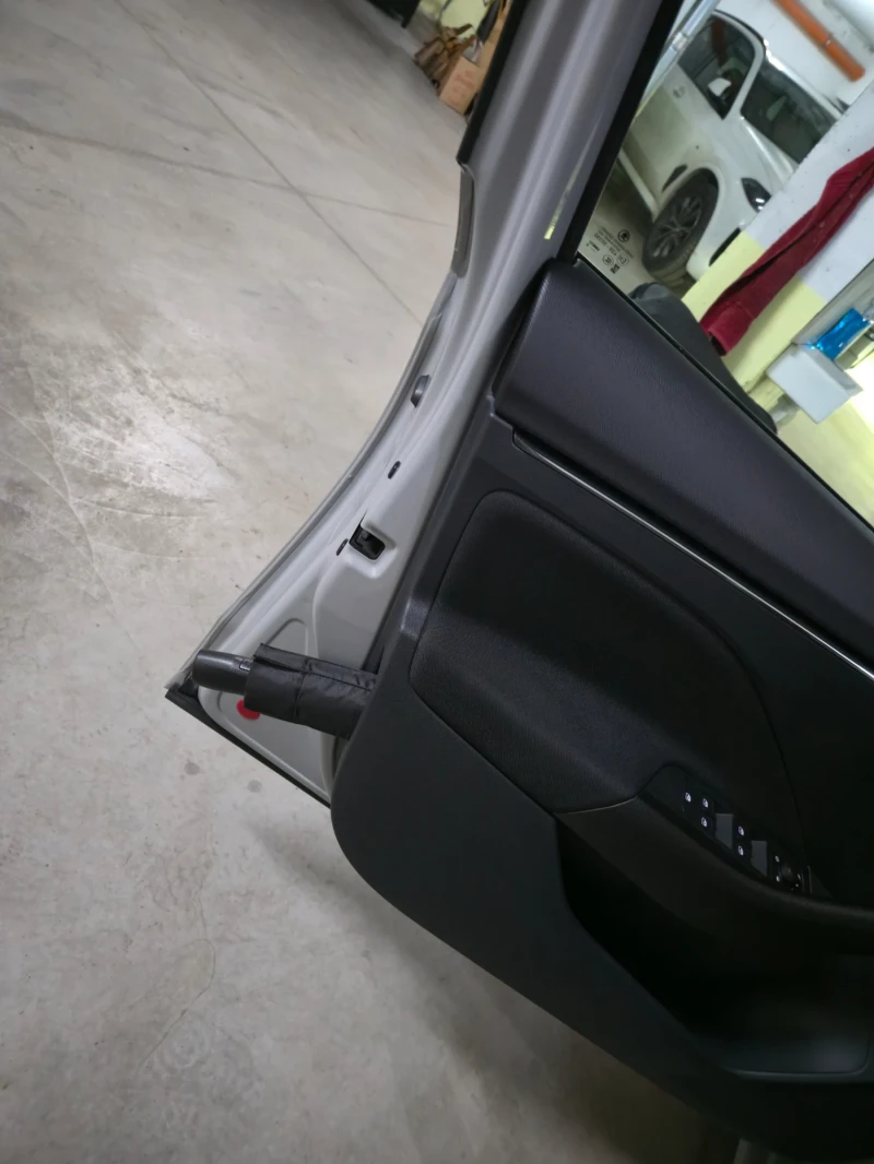 Skoda Scala 1.6 SPORTLINE NARDO GREY , снимка 16 - Автомобили и джипове - 53246549