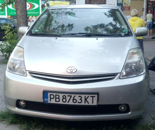 Toyota Prius 1.5, снимка 1 - Автомобили и джипове - 22459357