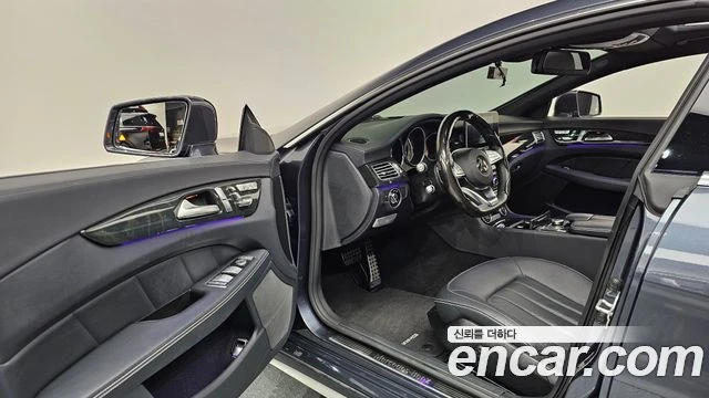 Mercedes-Benz CLS 400, снимка 10 - Автомобили и джипове - 56077714