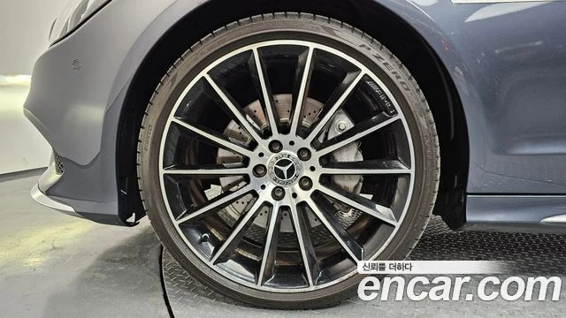 Mercedes-Benz CLS 400, снимка 5 - Автомобили и джипове - 56077714