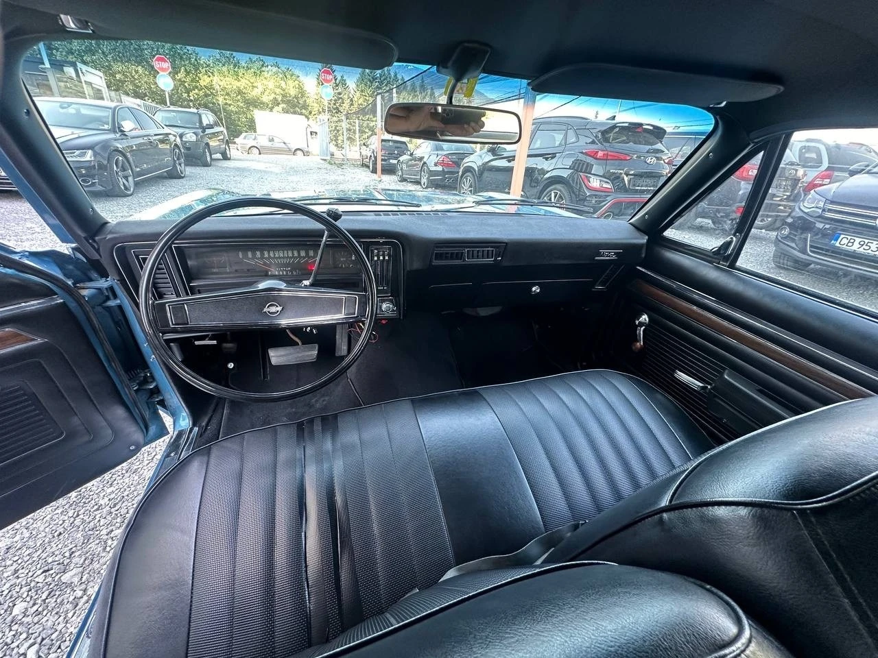 Chevrolet Nova II 307ci V8 5000cc РЕСТАВРИРАН в Швейцария  | Mobile.bg — изображение 15