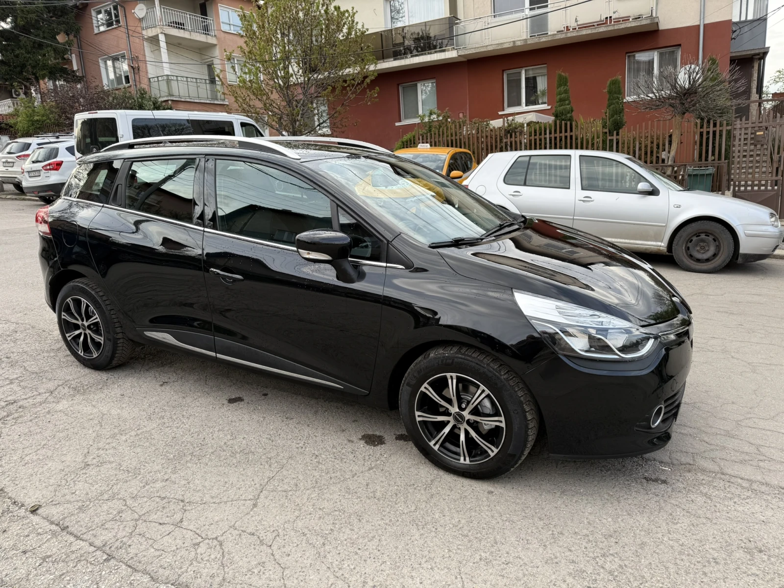 Renault Clio БЕНЗИН/КЛИМАТРОНИК/KEYLESS/NAVI 125000км - изображение 8