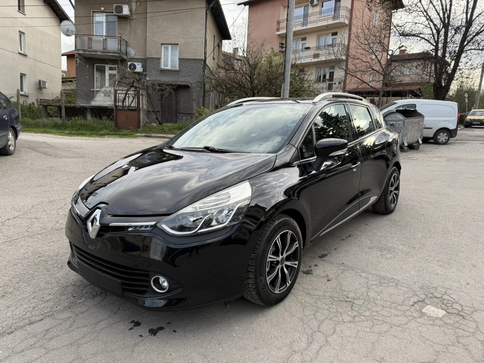 Renault Clio БЕНЗИН/КЛИМАТРОНИК/KEYLESS/NAVI 125000км - изображение 2