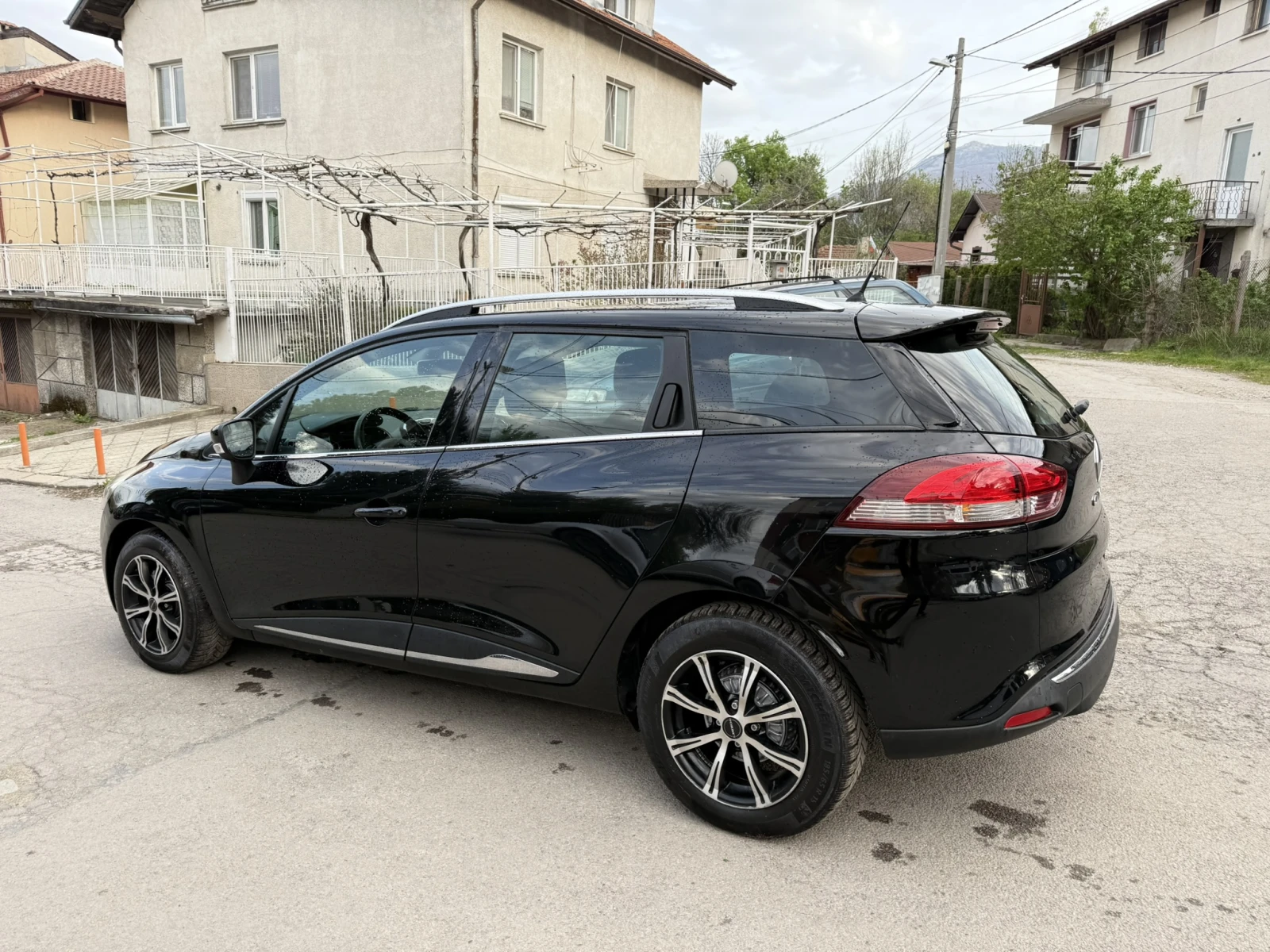 Renault Clio БЕНЗИН/КЛИМАТРОНИК/KEYLESS/NAVI 125000км - изображение 4