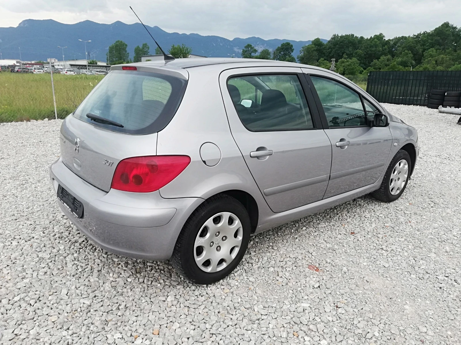 Peugeot 307 1.6i klima IT - изображение 6
