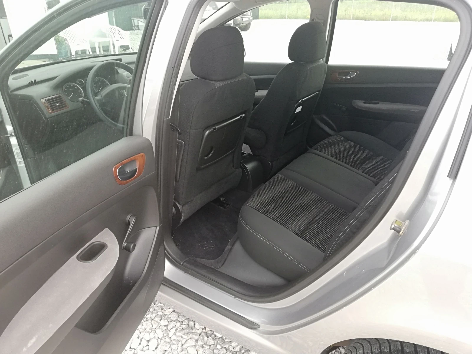 Peugeot 307 1.6i klima IT - изображение 10