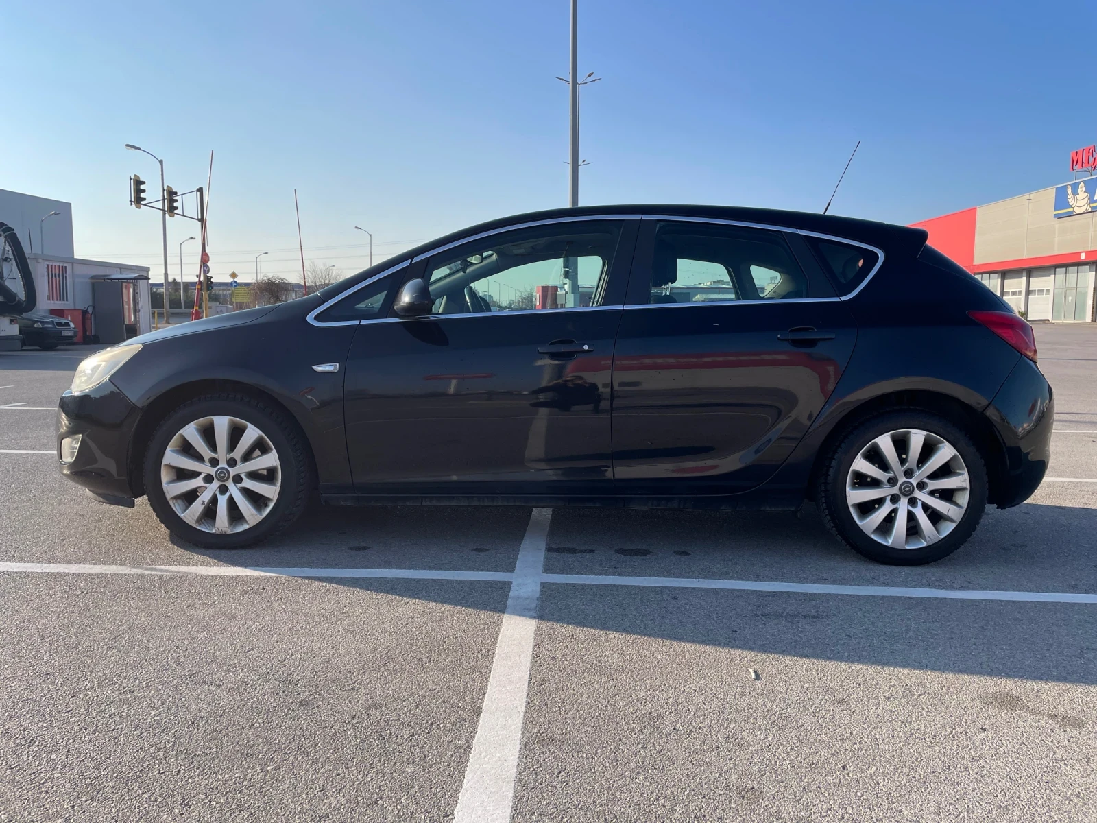 Opel Astra J - изображение 4