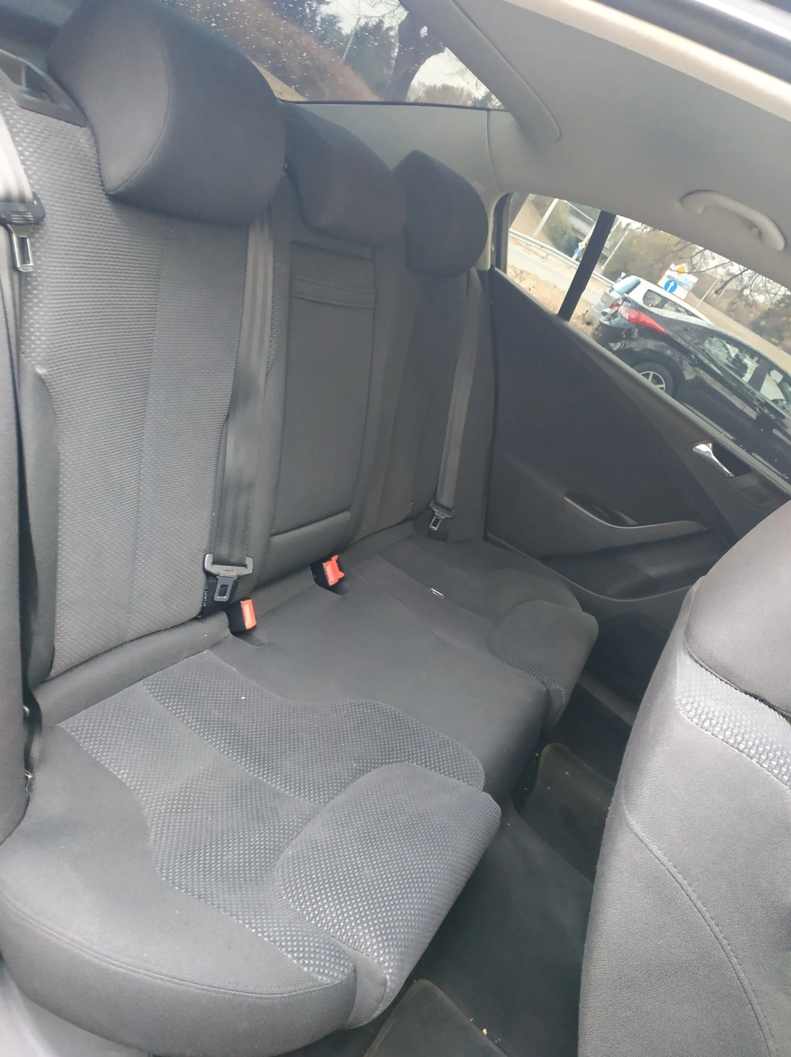 VW Passat TDI 140 kc 4MOTION - изображение 6