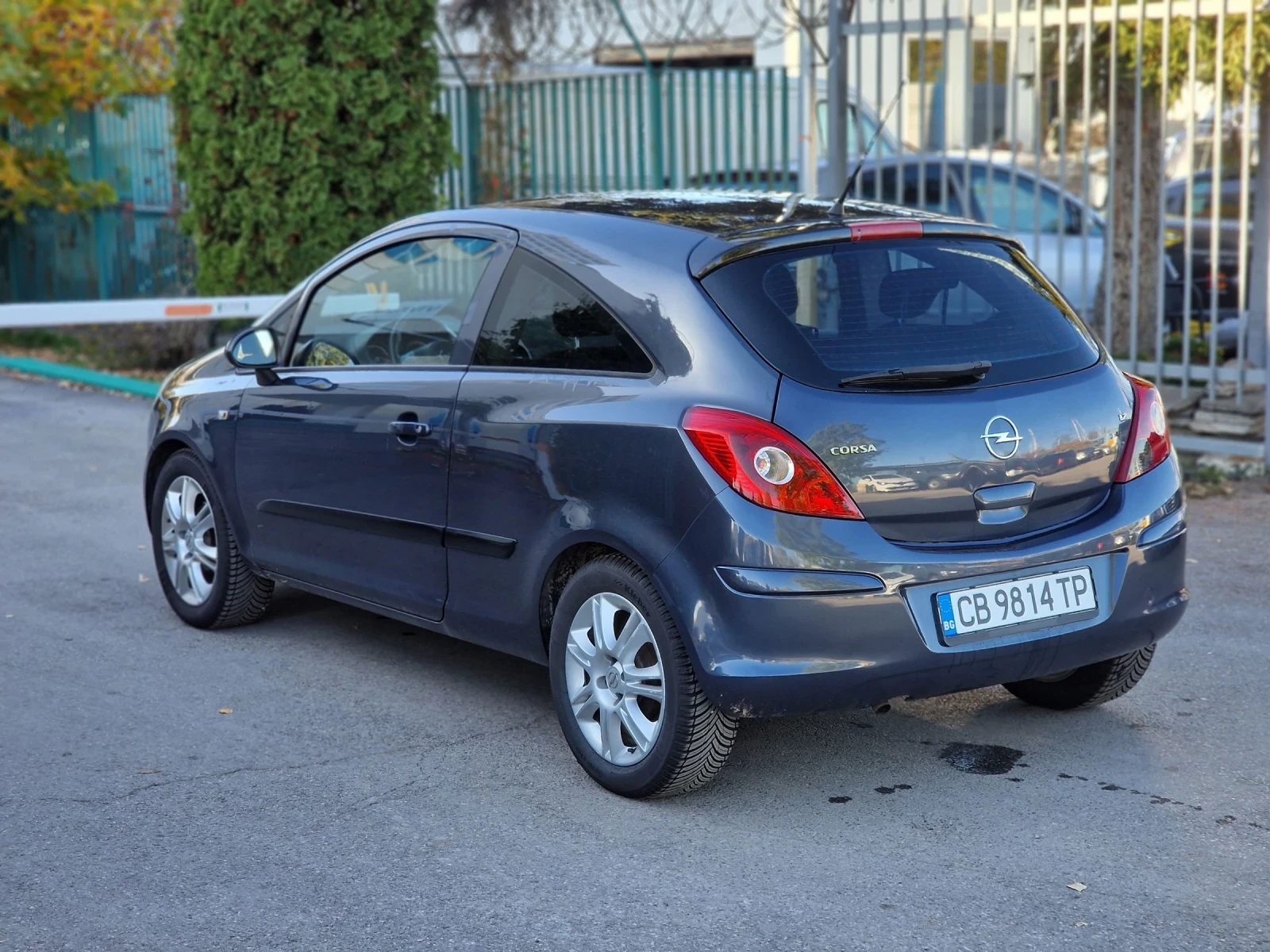 Opel Corsa 1.2i - изображение 6