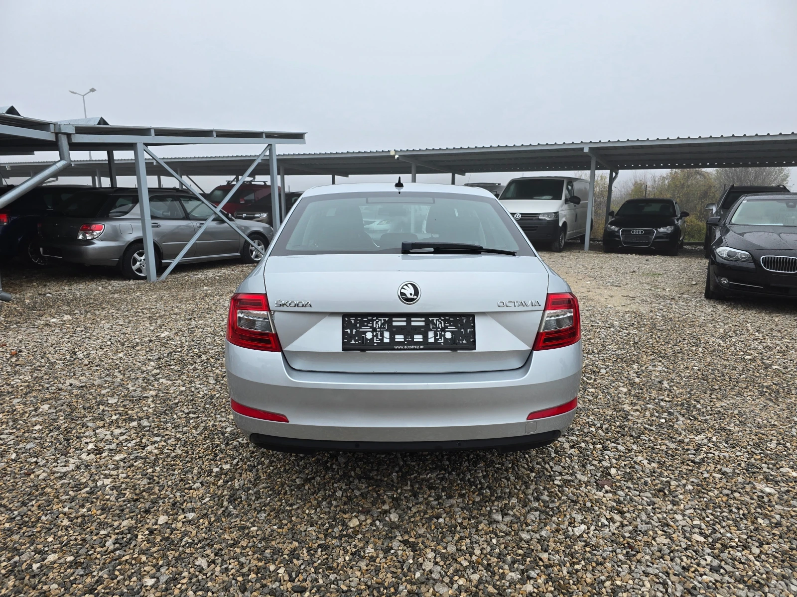 Skoda Octavia 2.0TDI 150кс  ! ! РЕАЛНИ КИЛОМЕТРИ ! ! НАВИГАЦИЯ - изображение 4
