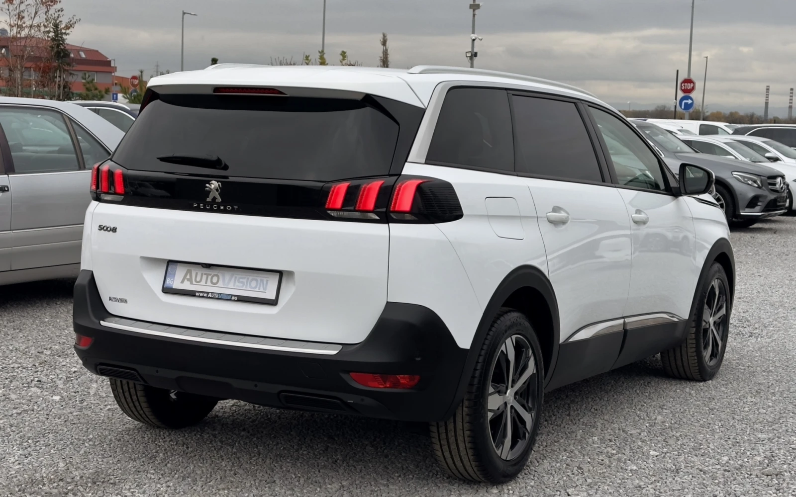Peugeot 5008 1.6T 180��.Allure Autom.Navi Carplay ���� ������� | Mobile.bg � ����������� 2