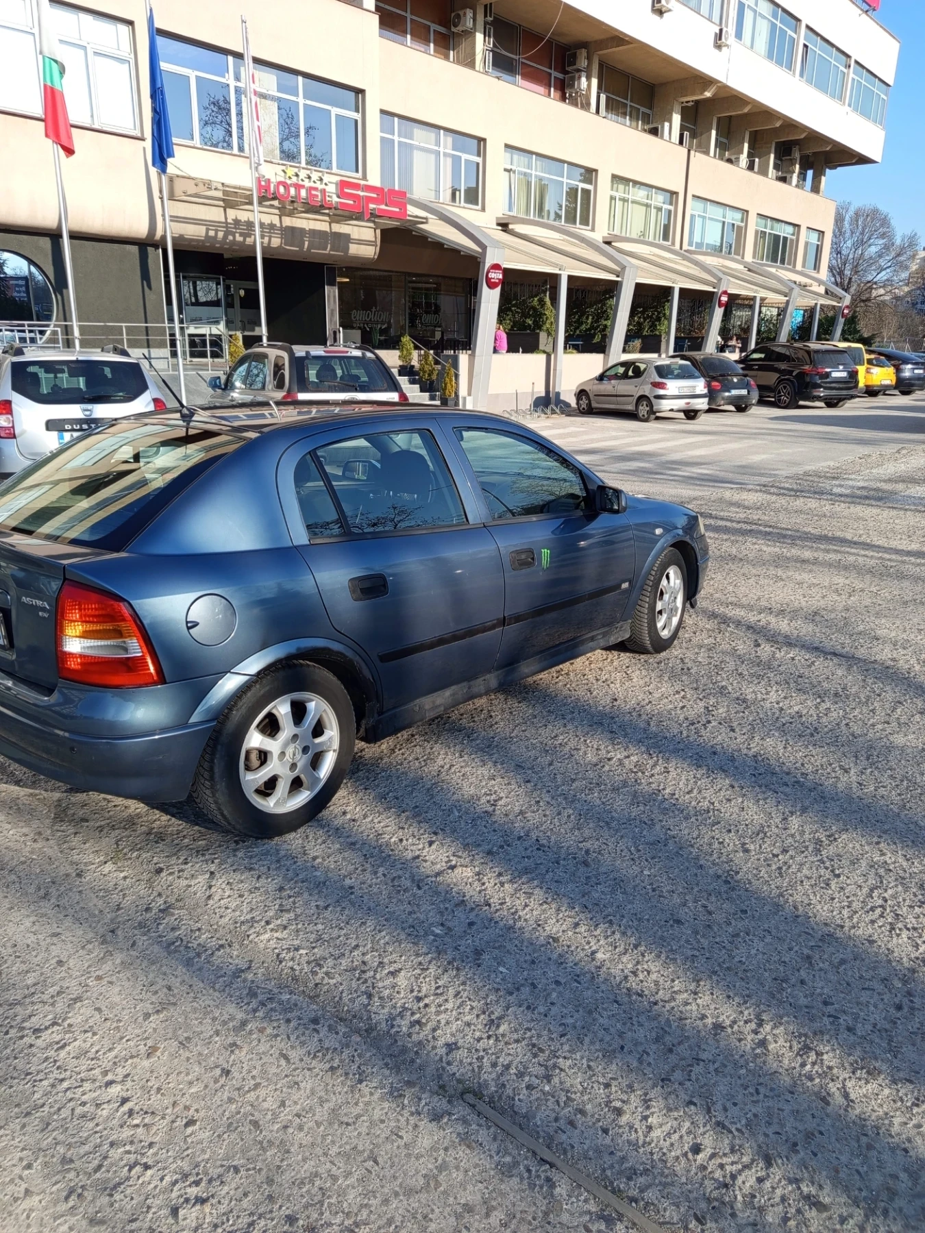 Opel Astra 1.6, снимка 3 - Автомобили и джипове - 53738356