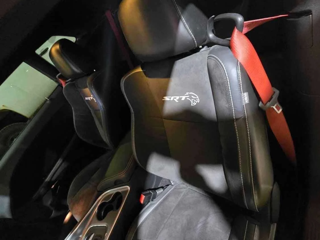 Dodge Challenger SRT Hellcat  CARFAX, снимка 5 - Автомобили и джипове - 53767592