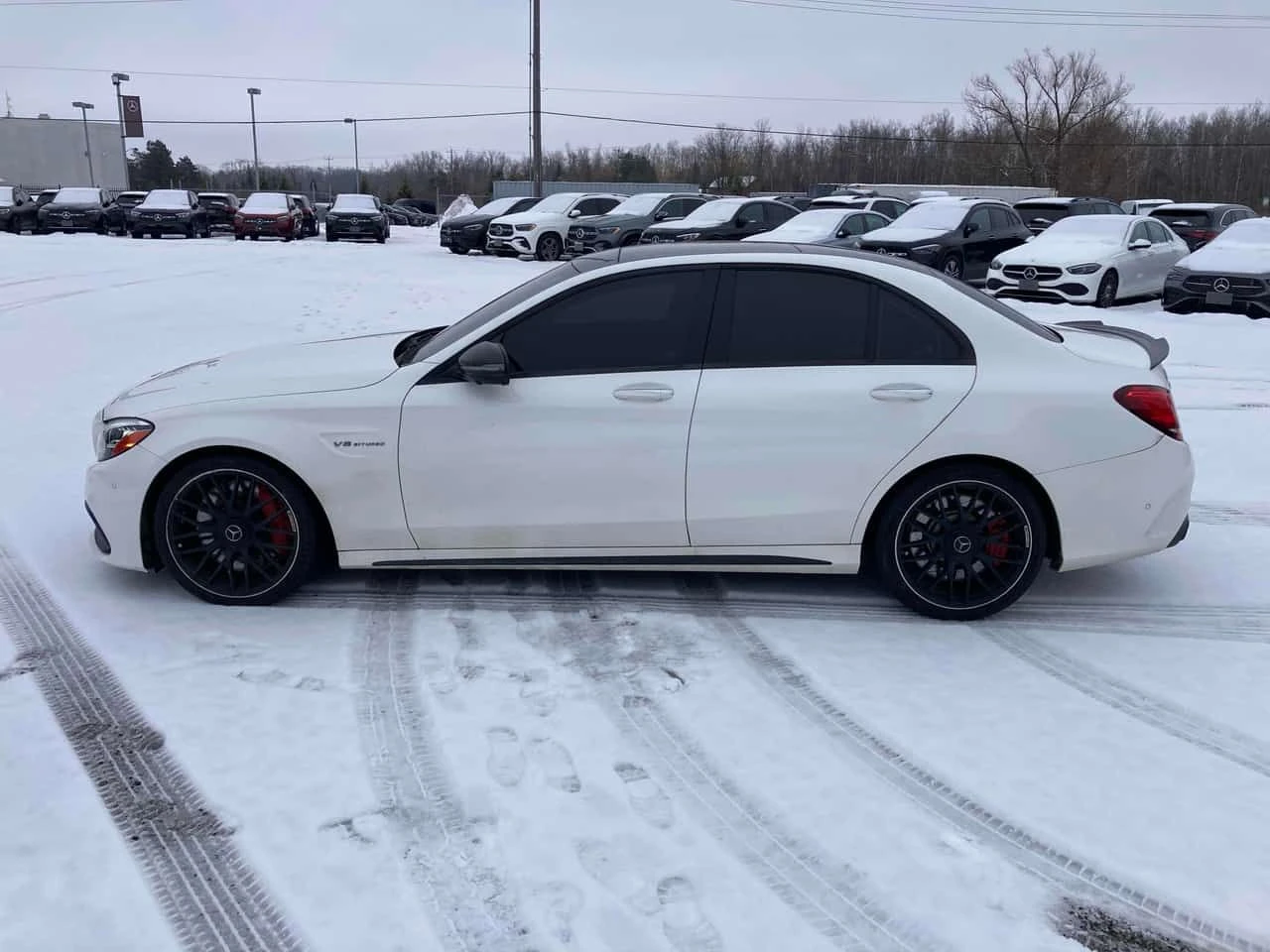 Mercedes-Benz C 63 AMG S/CARFAX/BURMESTER/ПАНОРАМА/ПОДГРЕВИ/ОТ MERCEDES, снимка 3 - Автомобили и джипове - 53924041