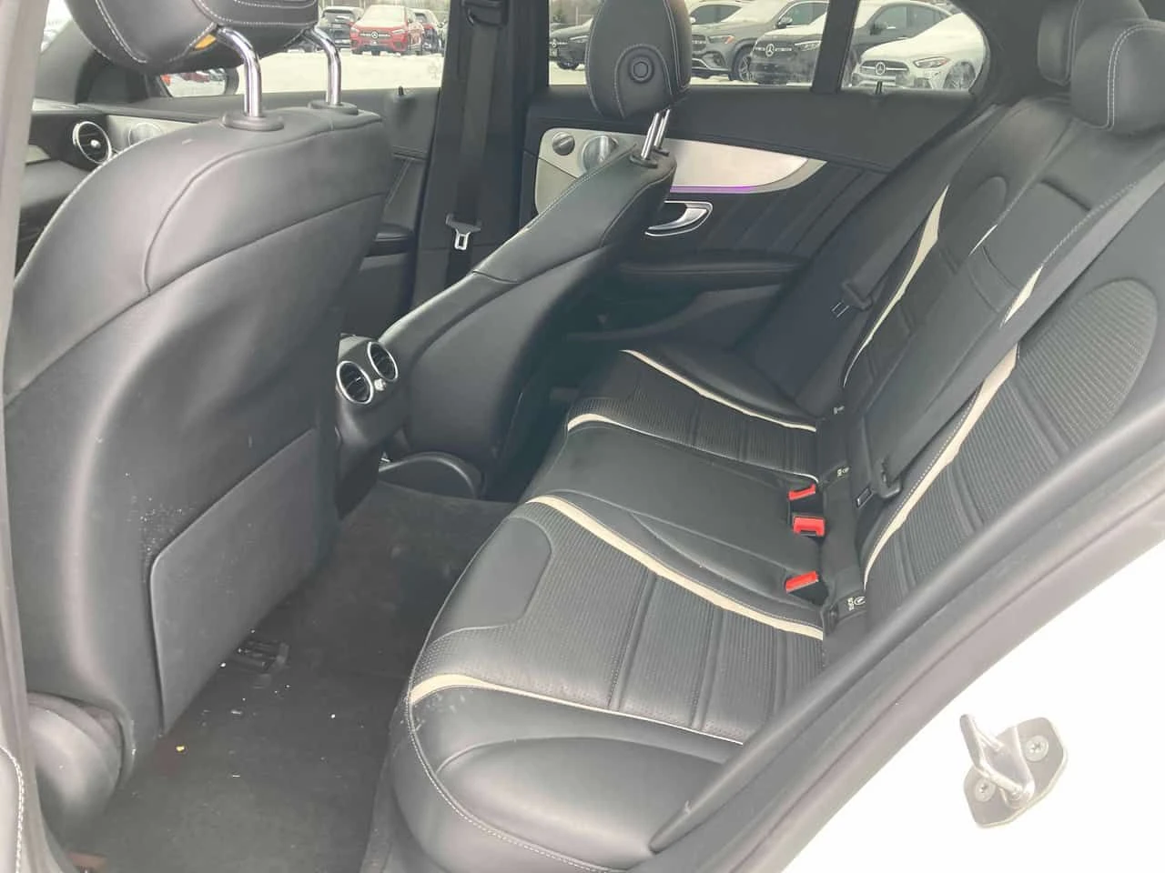 Mercedes-Benz C 63 AMG S/CARFAX/BURMESTER/ПАНОРАМА/ПОДГРЕВИ/ОТ MERCEDES, снимка 10 - Автомобили и джипове - 53924041