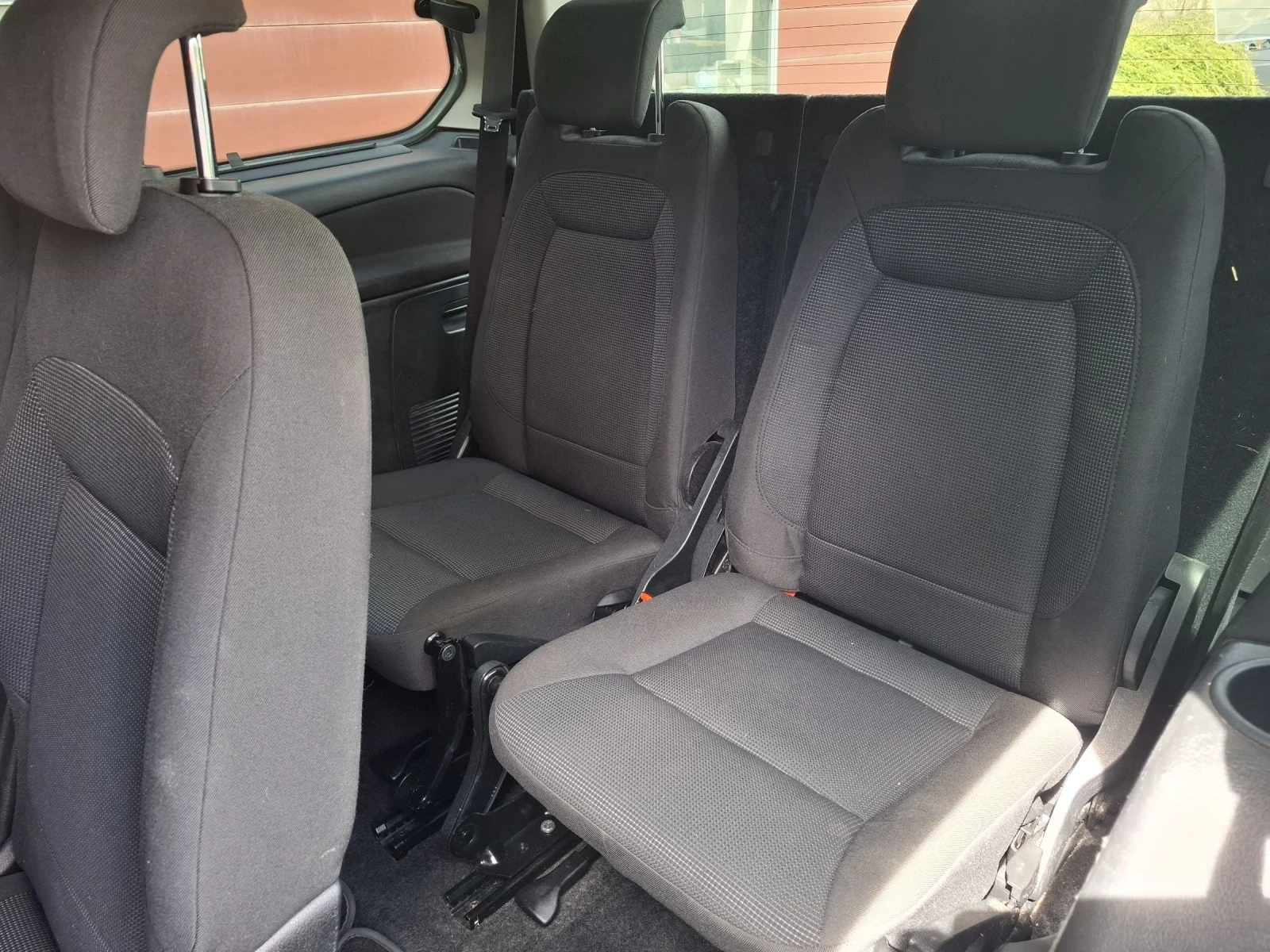 Ford Galaxy 2.0TDI-140к.с.TITANIUM* 6+ 1* KLIMATRONIK* TEMPOMA, снимка 11 - Автомобили и джипове - 54011681