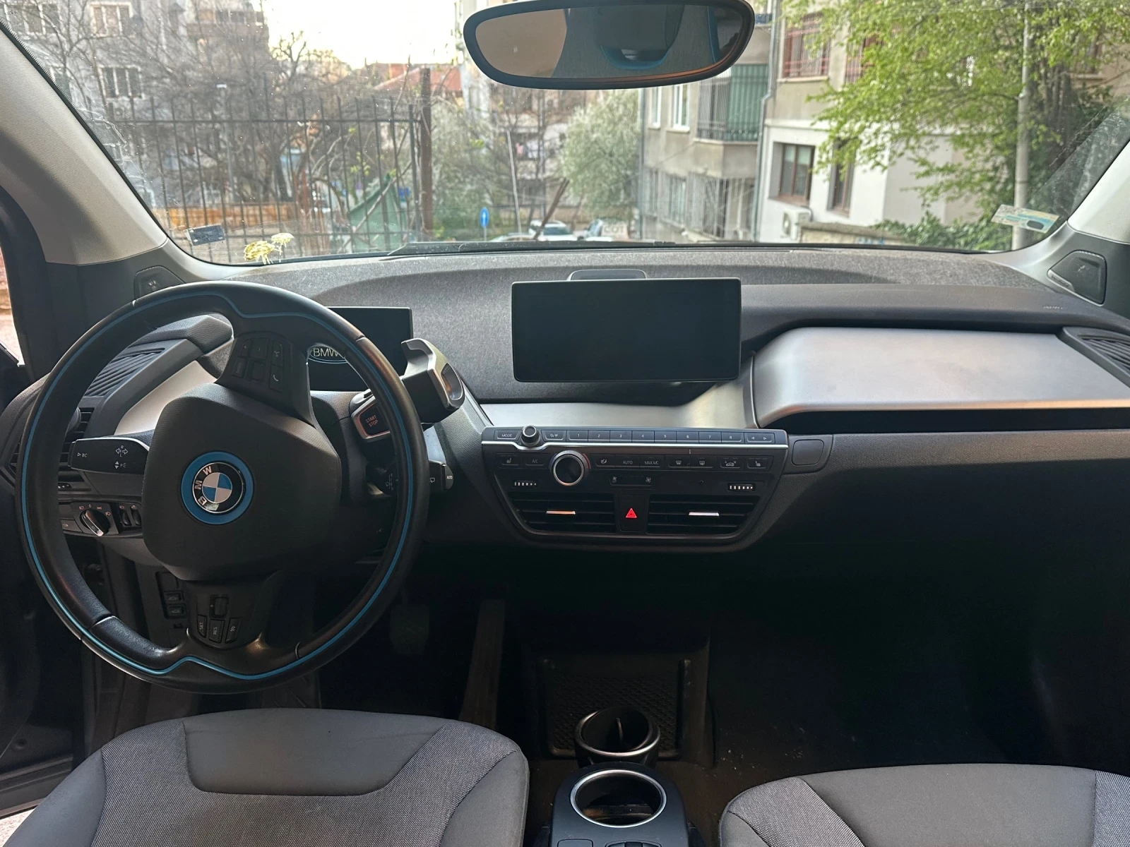 BMW i3, снимка 6 - Автомобили и джипове - 54140916
