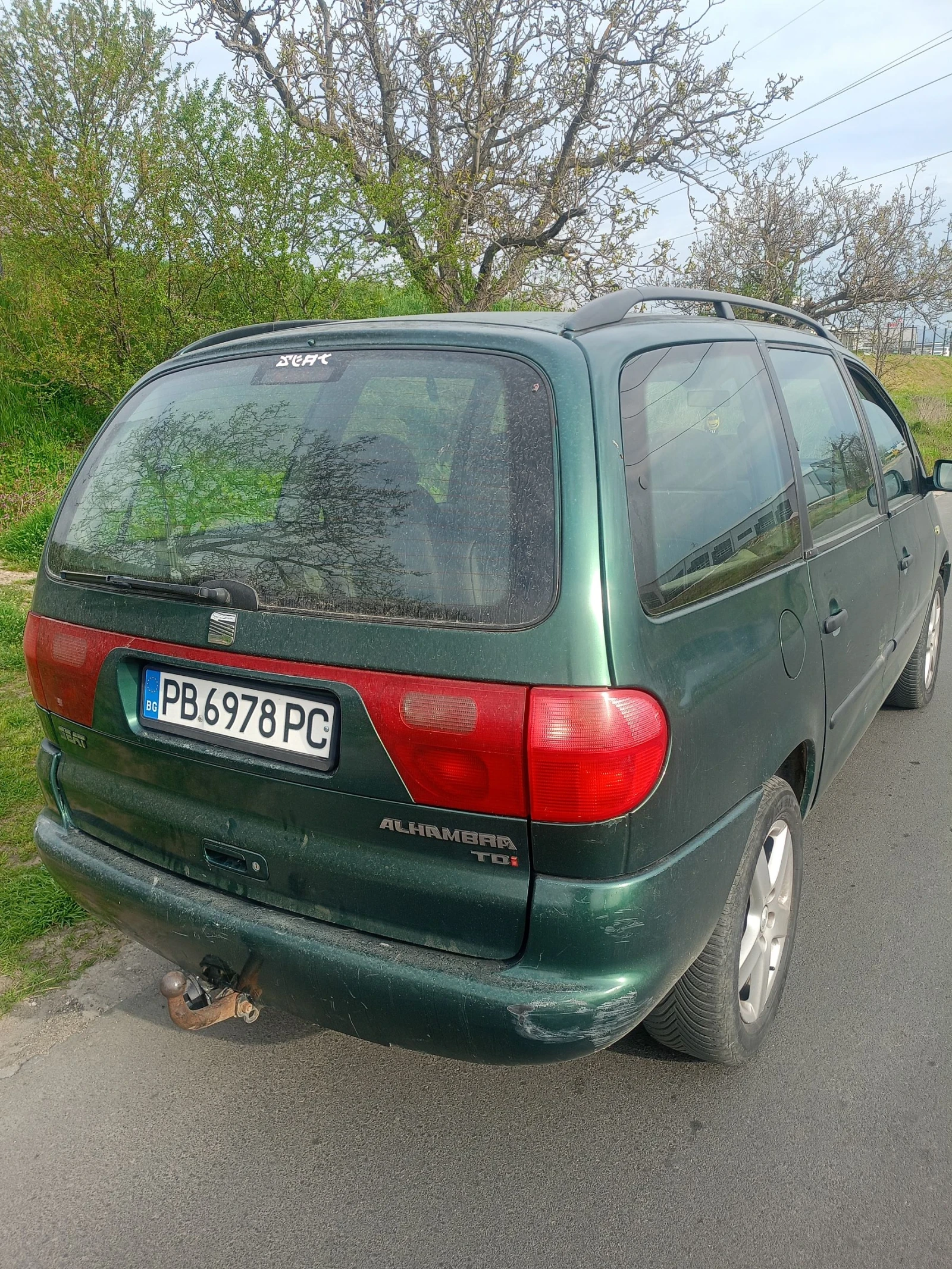 Seat Alhambra Ван, снимка 3 - Автомобили и джипове - 54317288