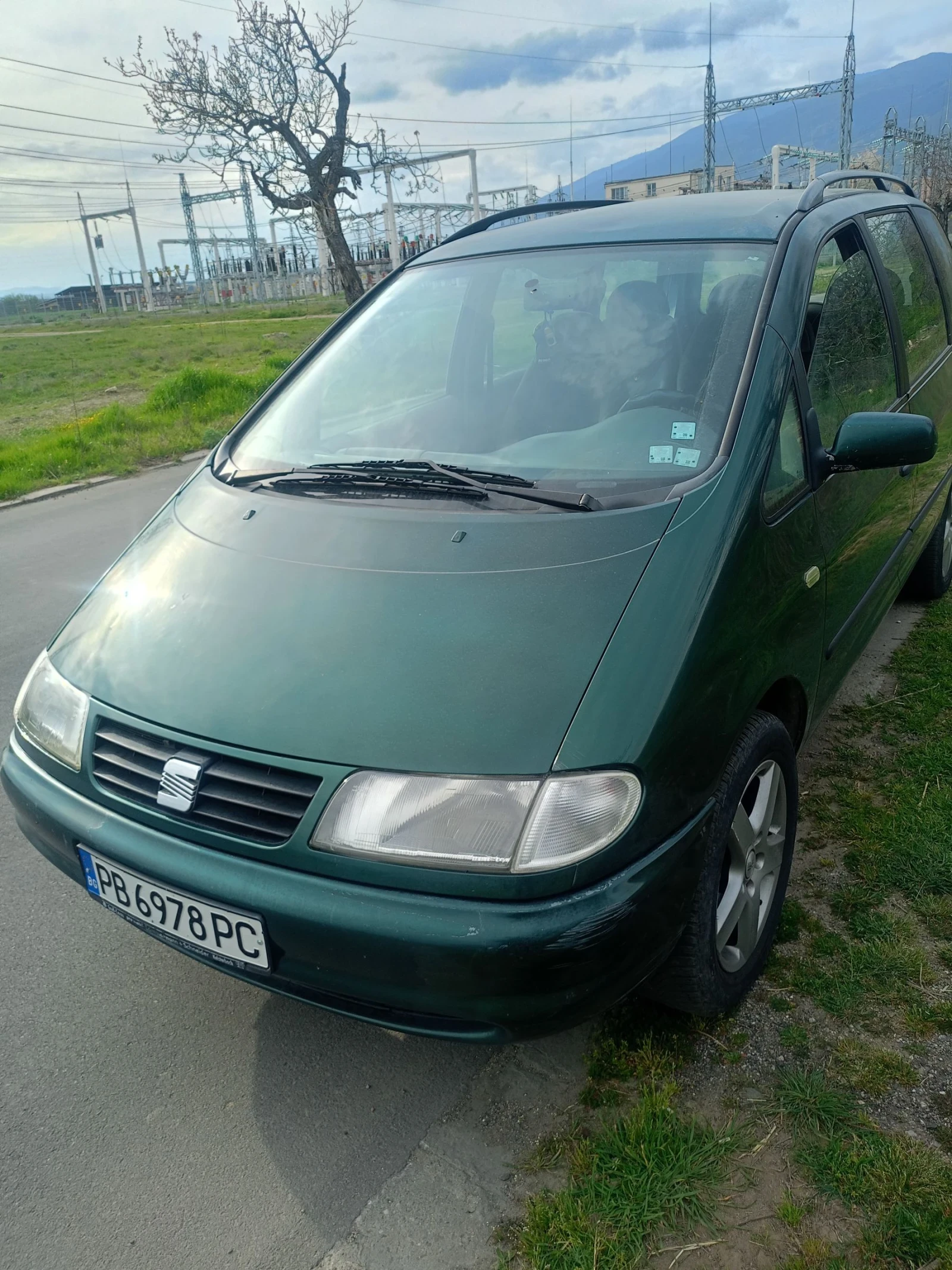 Seat Alhambra Ван, снимка 2 - Автомобили и джипове - 54317288
