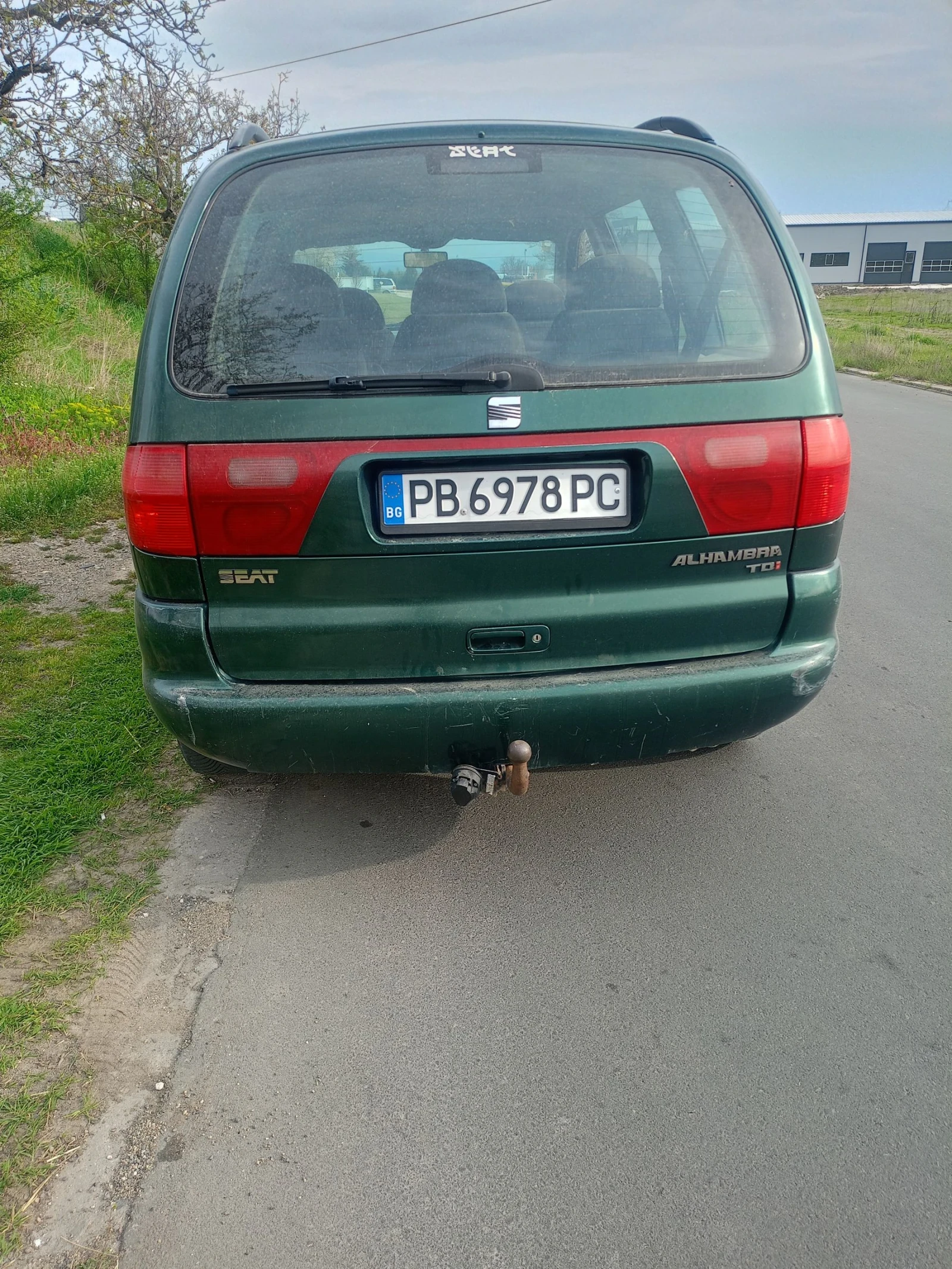 Seat Alhambra Ван, снимка 5 - Автомобили и джипове - 54317288