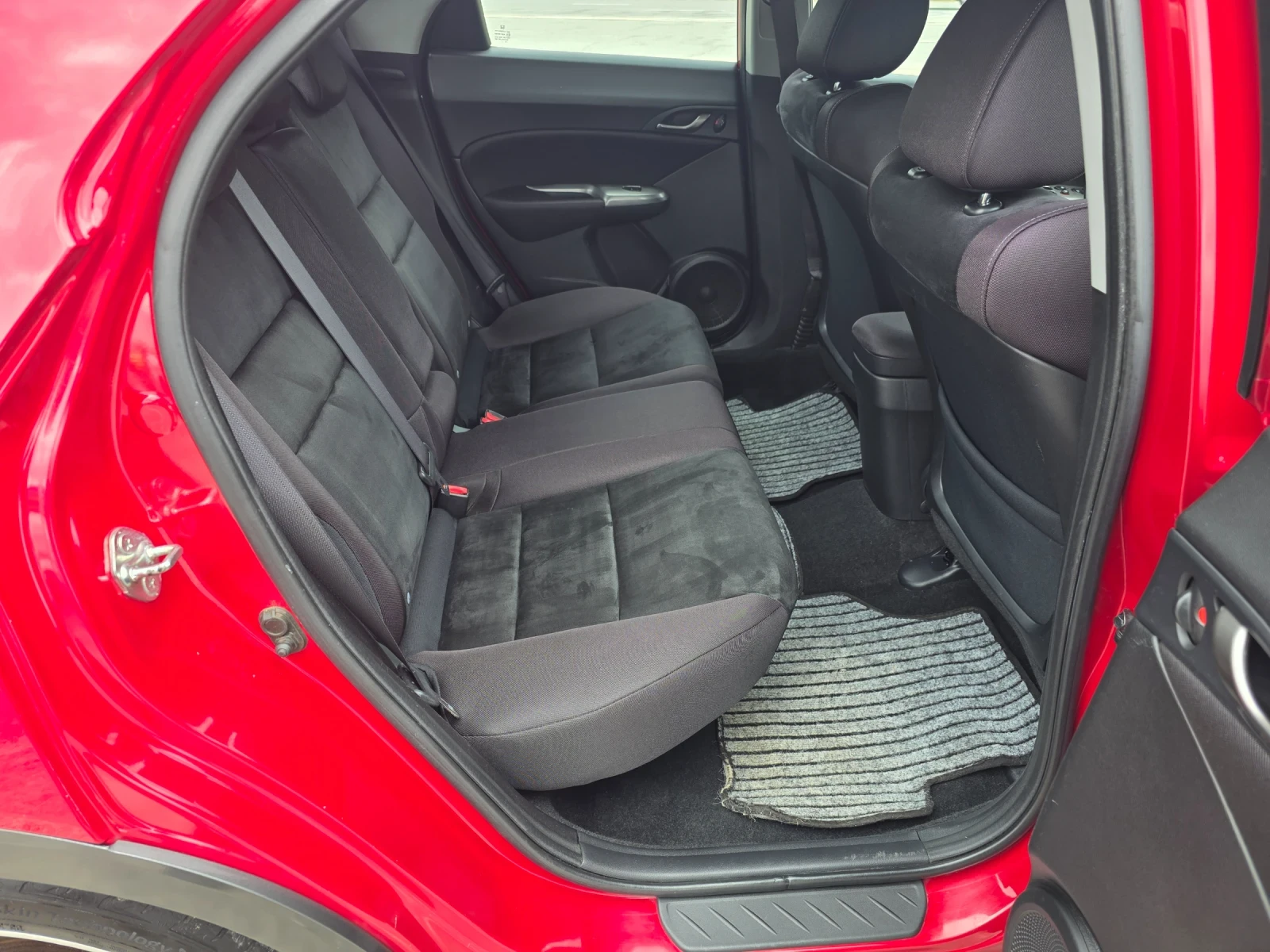 Honda Civic 2.2 D FACELIFT , снимка 11 - Автомобили и джипове - 54396150