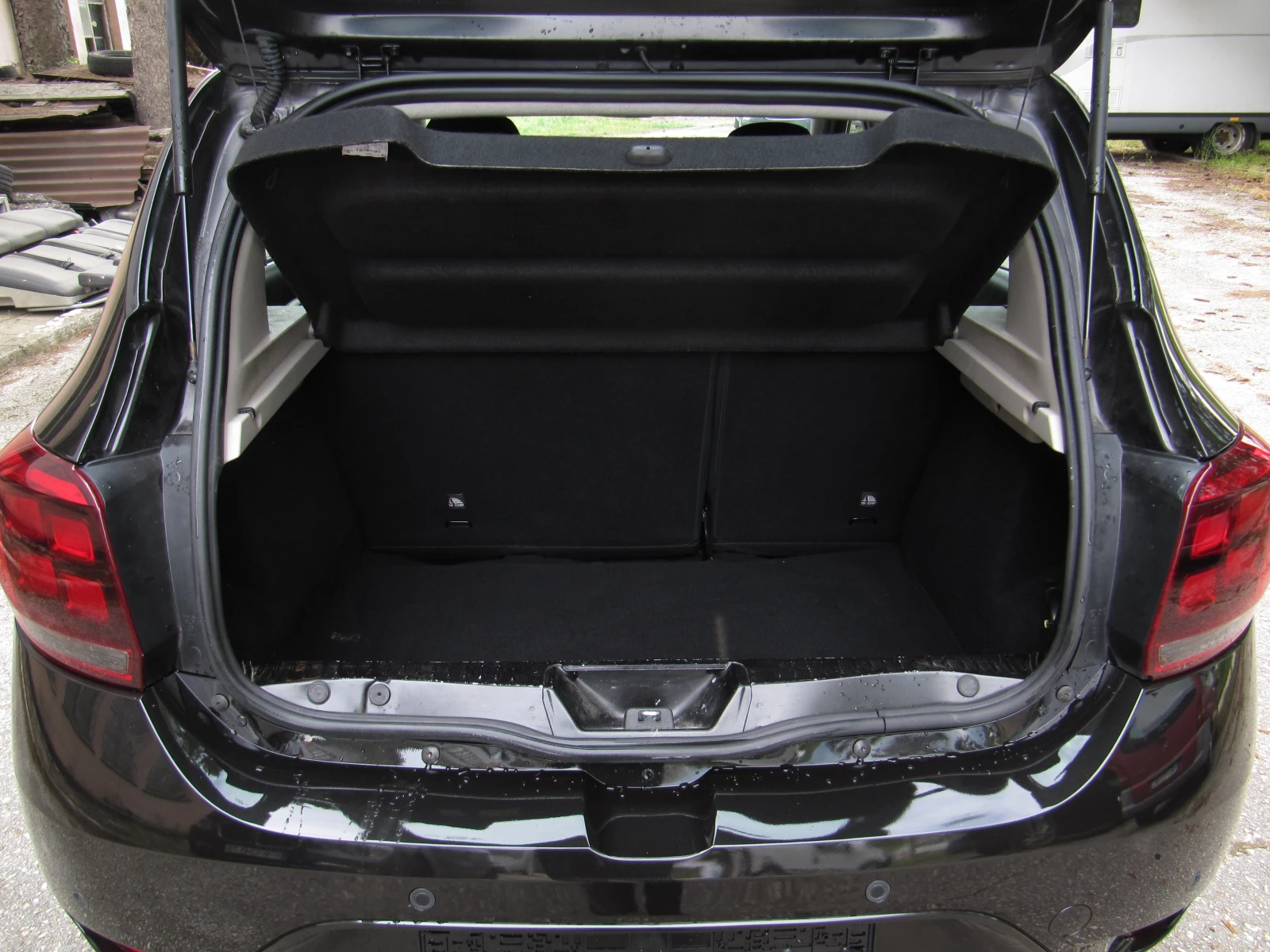 Dacia Sandero 0.9TCE LPG Фабр.газов инжекцион, снимка 14 - Автомобили и джипове - 54461225
