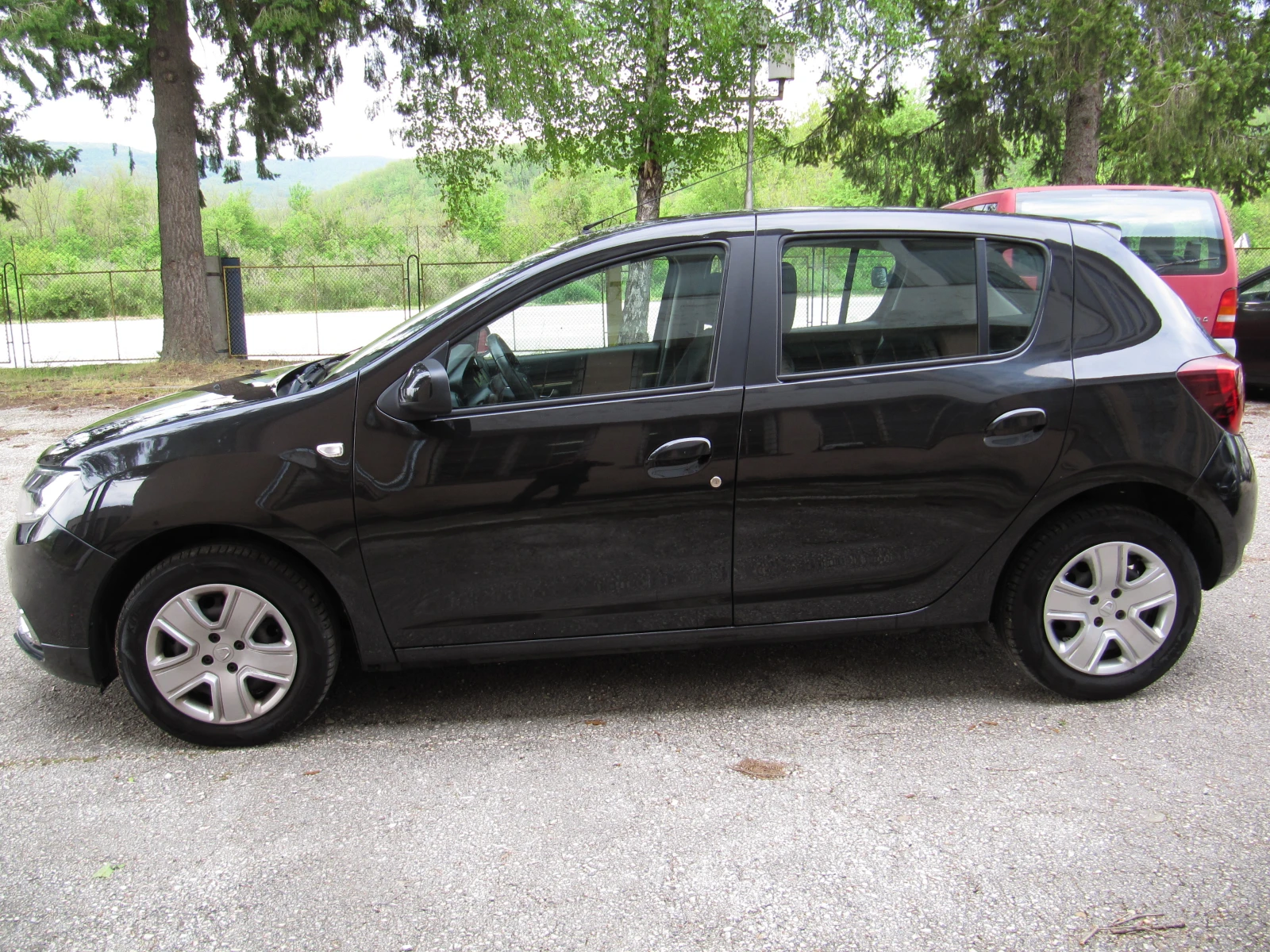 Dacia Sandero 0.9TCE LPG Фабр.газов инжекцион, снимка 2 - Автомобили и джипове - 54461225