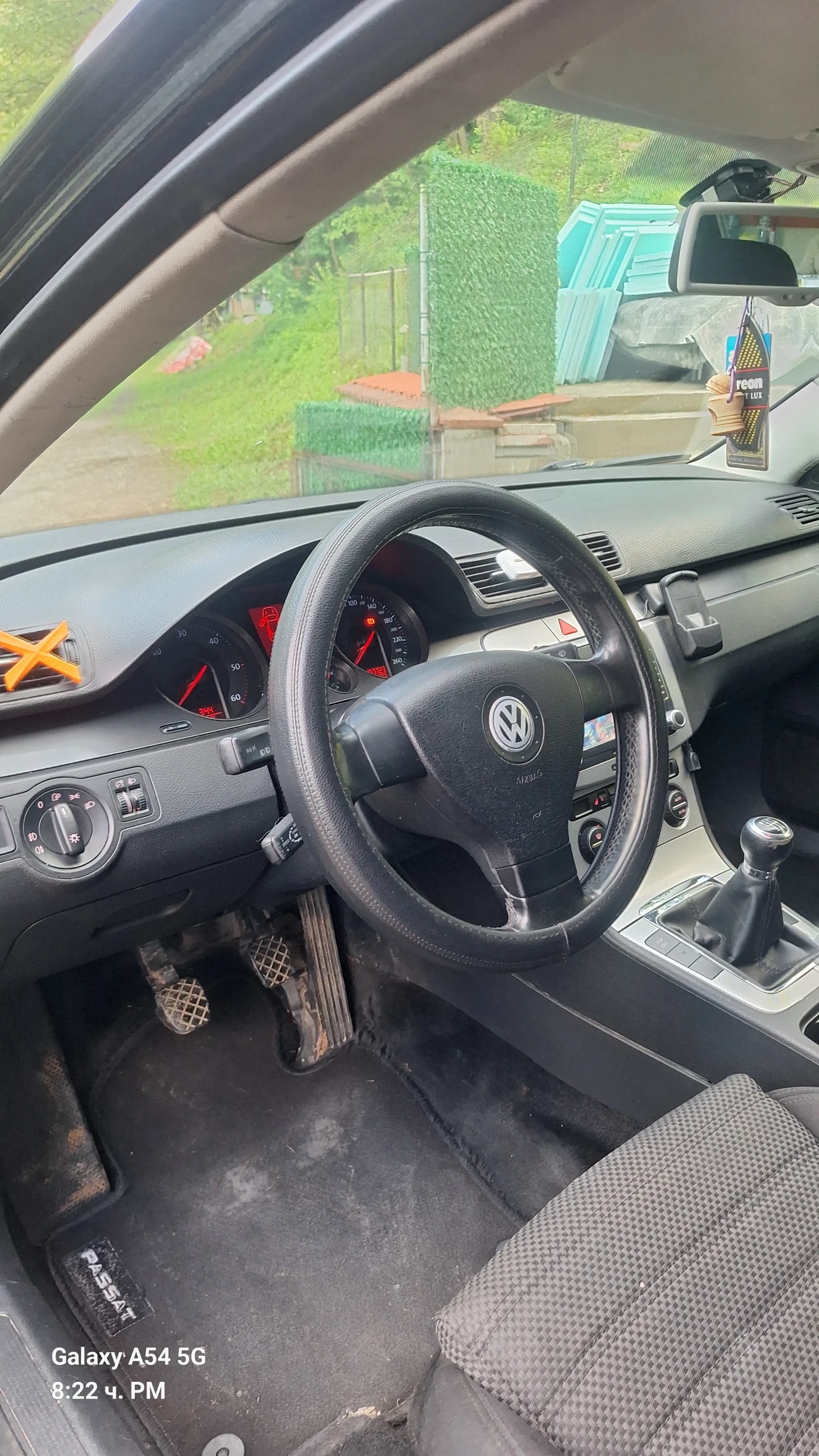 VW Passat, снимка 17 - Автомобили и джипове - 54757656