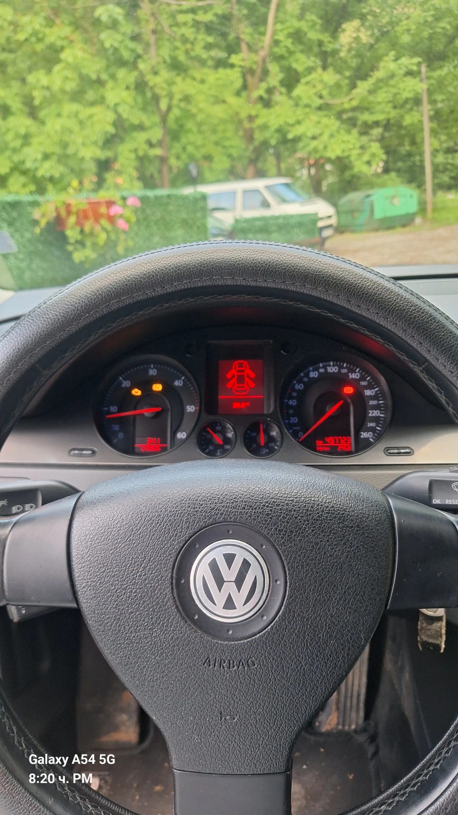 VW Passat, снимка 15 - Автомобили и джипове - 54757656