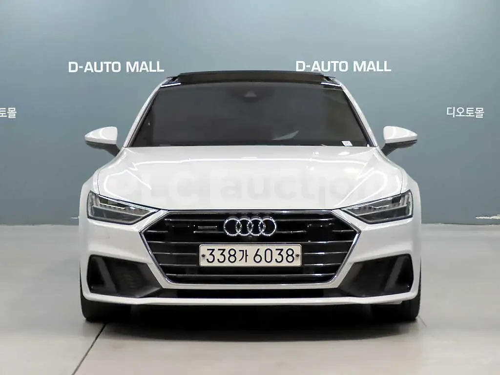 Audi A7 55 TFSI HEAD UP/PANORAMA/360CAM/ПОДГРЕВ/ОБДУХВАНЕ/, снимка 3 - Автомобили и джипове - 55149153