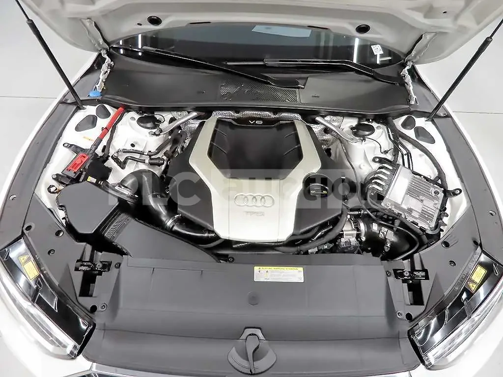 Audi A7 55 TFSI HEAD UP/PANORAMA/360CAM/ПОДГРЕВ/ОБДУХВАНЕ/, снимка 6 - Автомобили и джипове - 55149153