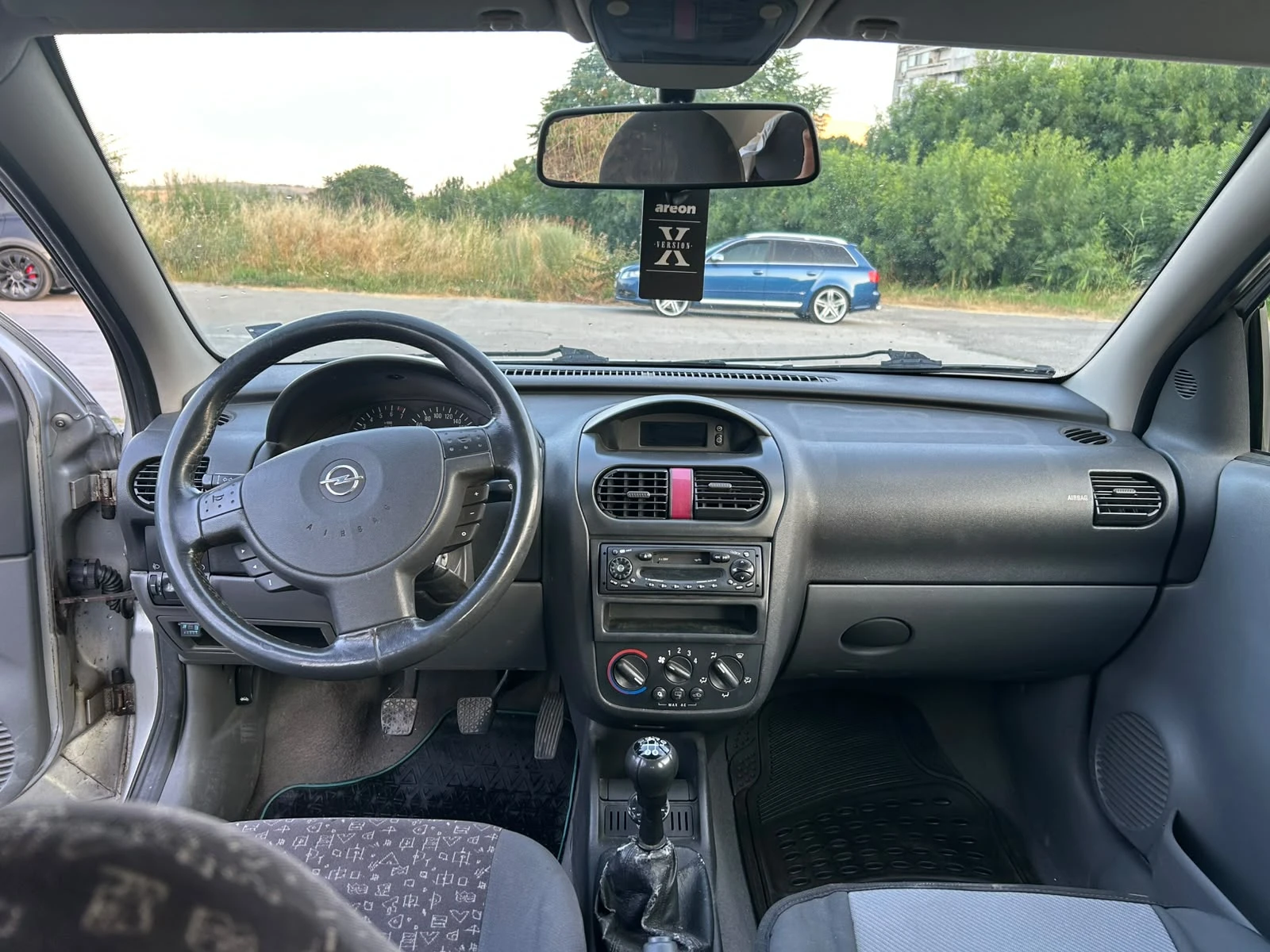 Opel Corsa 1200 газ бензин, снимка 8 - Автомобили и джипове - 55223581