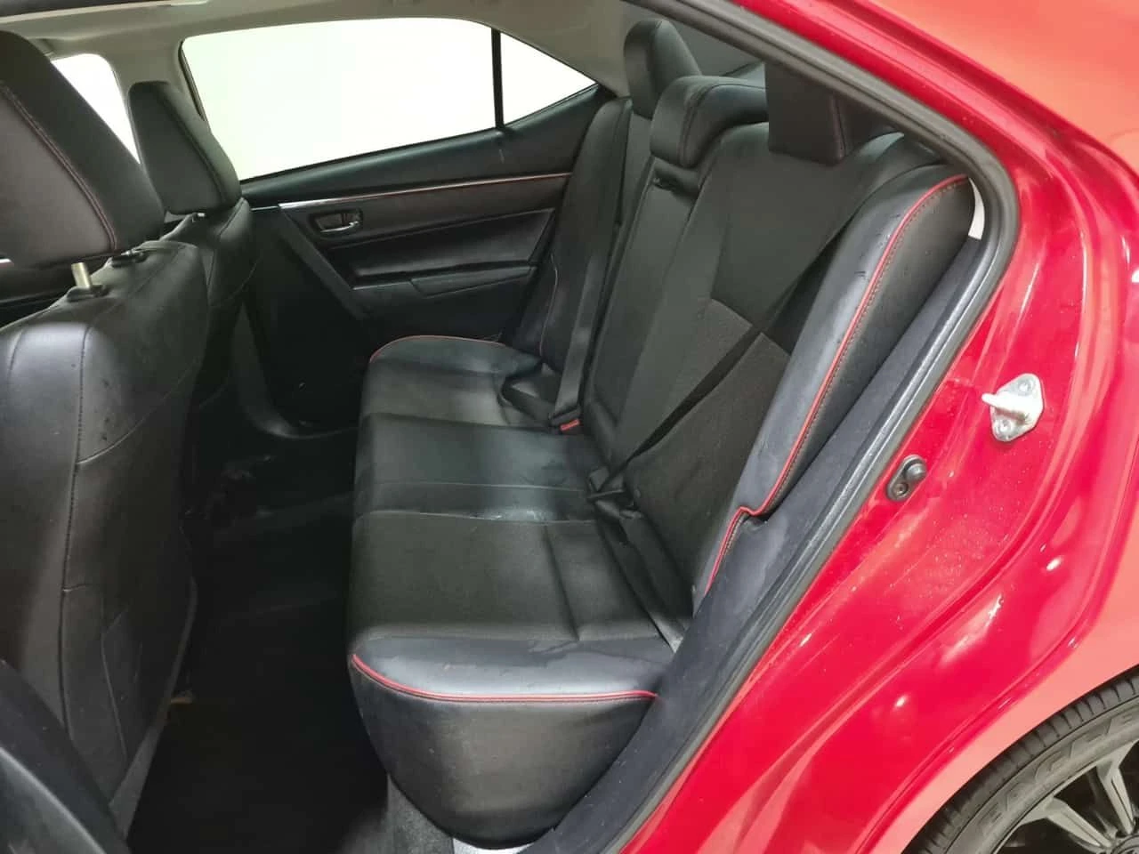 Toyota Corolla * 4dr Sdn * ���������� ��� ������������ ������*  | Mobile.bg � ����������� 3