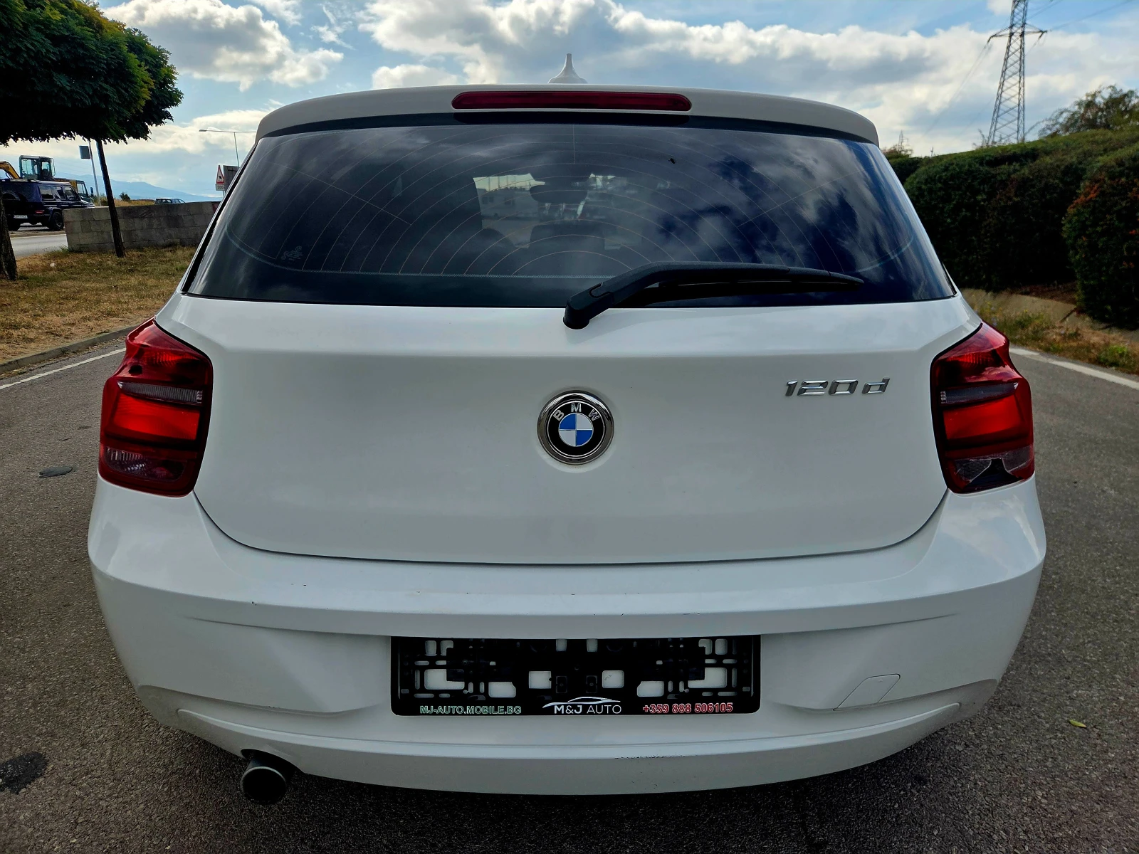 BMW 120 2.0D, снимка 5 - Автомобили и джипове - 55853440