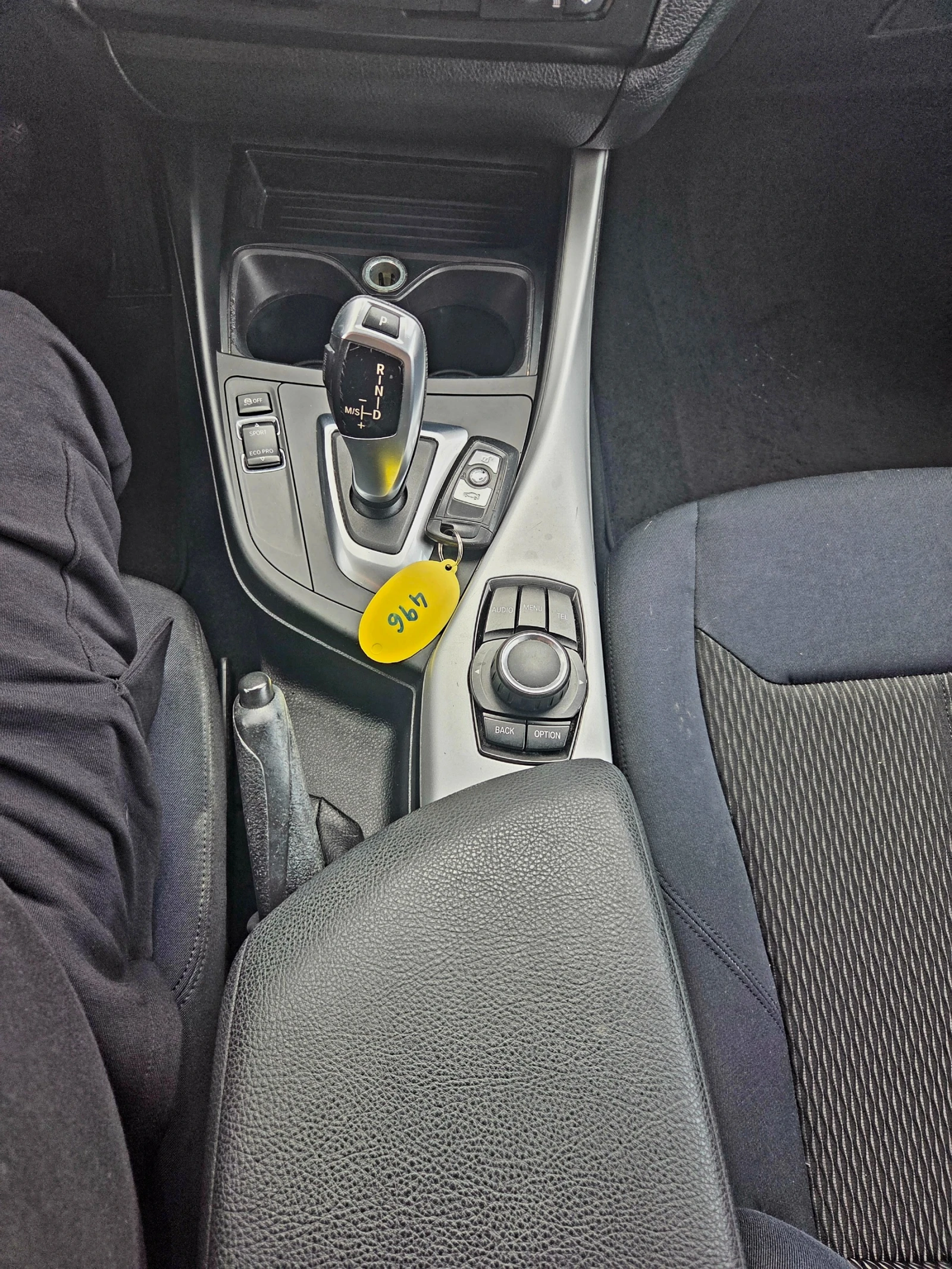 BMW 120 2.0D, снимка 16 - Автомобили и джипове - 55853440