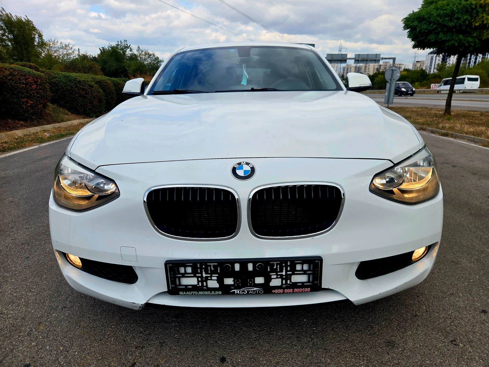 BMW 120 2.0D, снимка 2 - Автомобили и джипове - 55853440