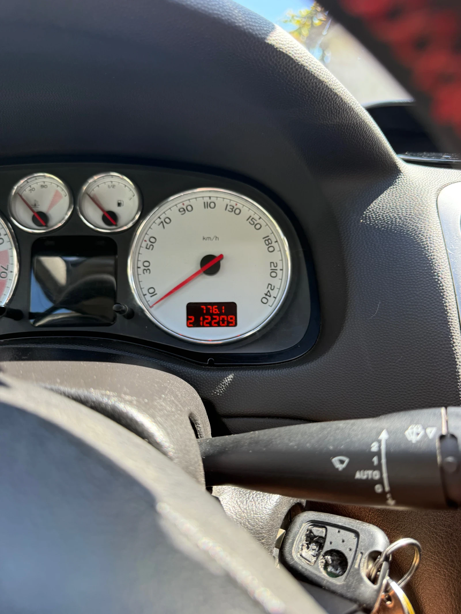 Peugeot 307 Цц Бензин - Газ, снимка 8 - Автомобили и джипове - 56157897