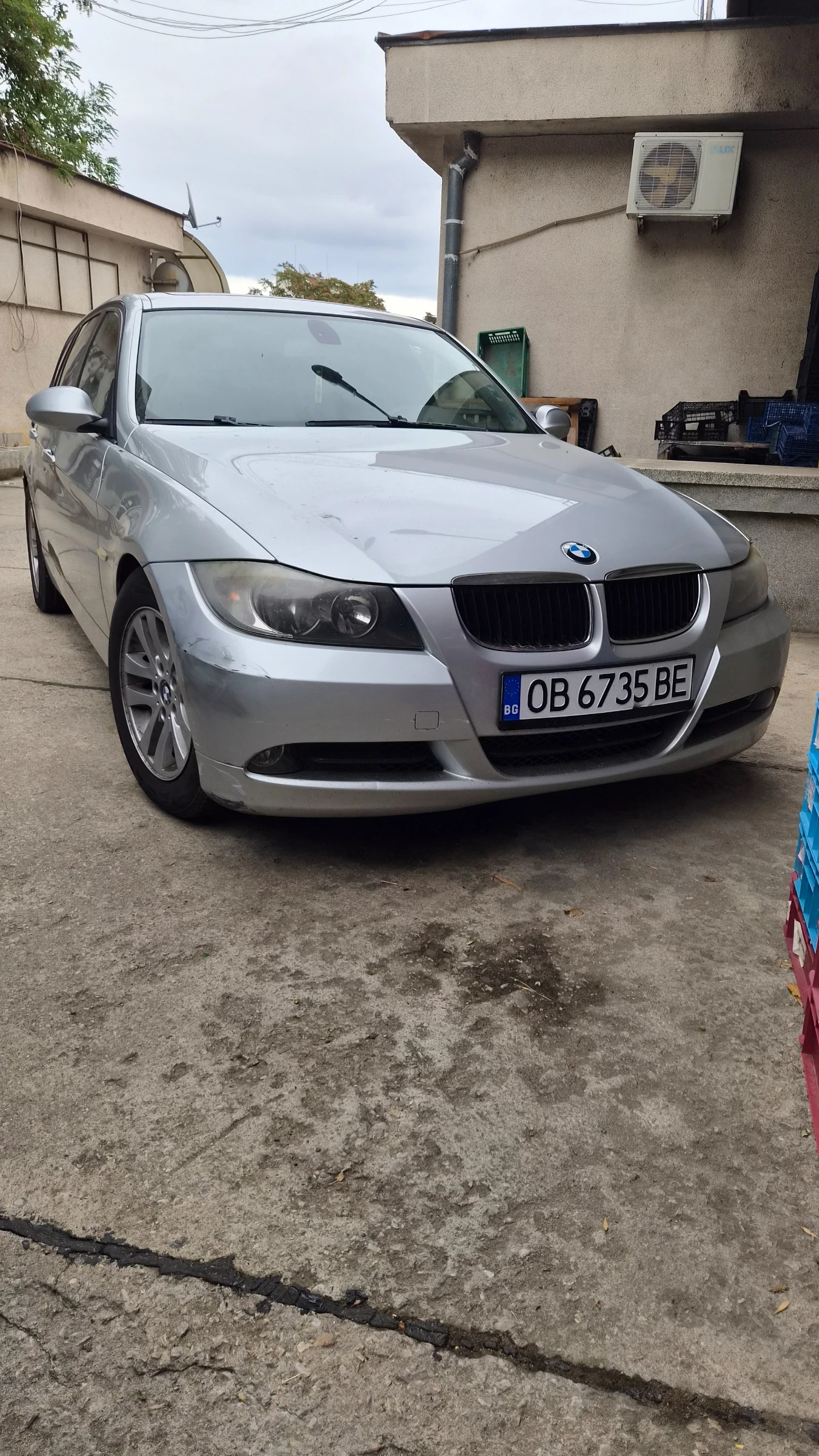 BMW 320, снимка 6 - Автомобили и джипове - 56235275