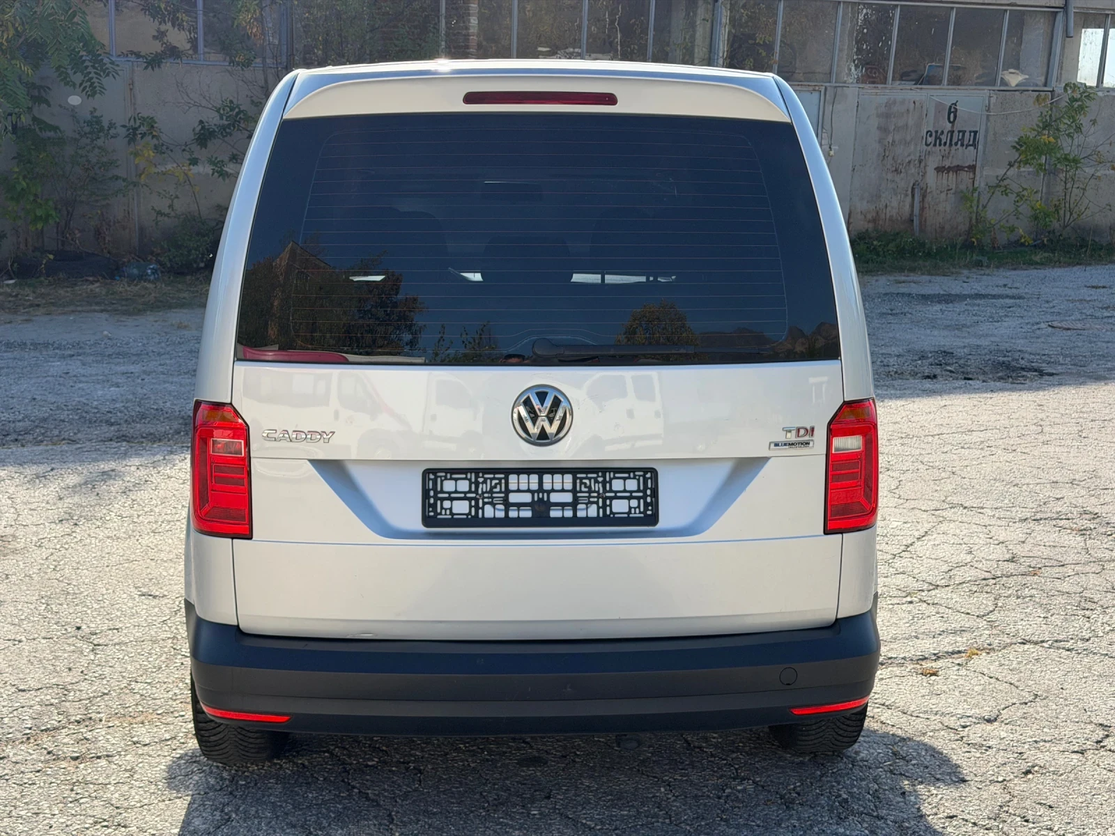 VW Caddy 2.0TDI* 150��* 6 ��* NAVI* ��� ����* ������*  | Mobile.bg � ����������� 6