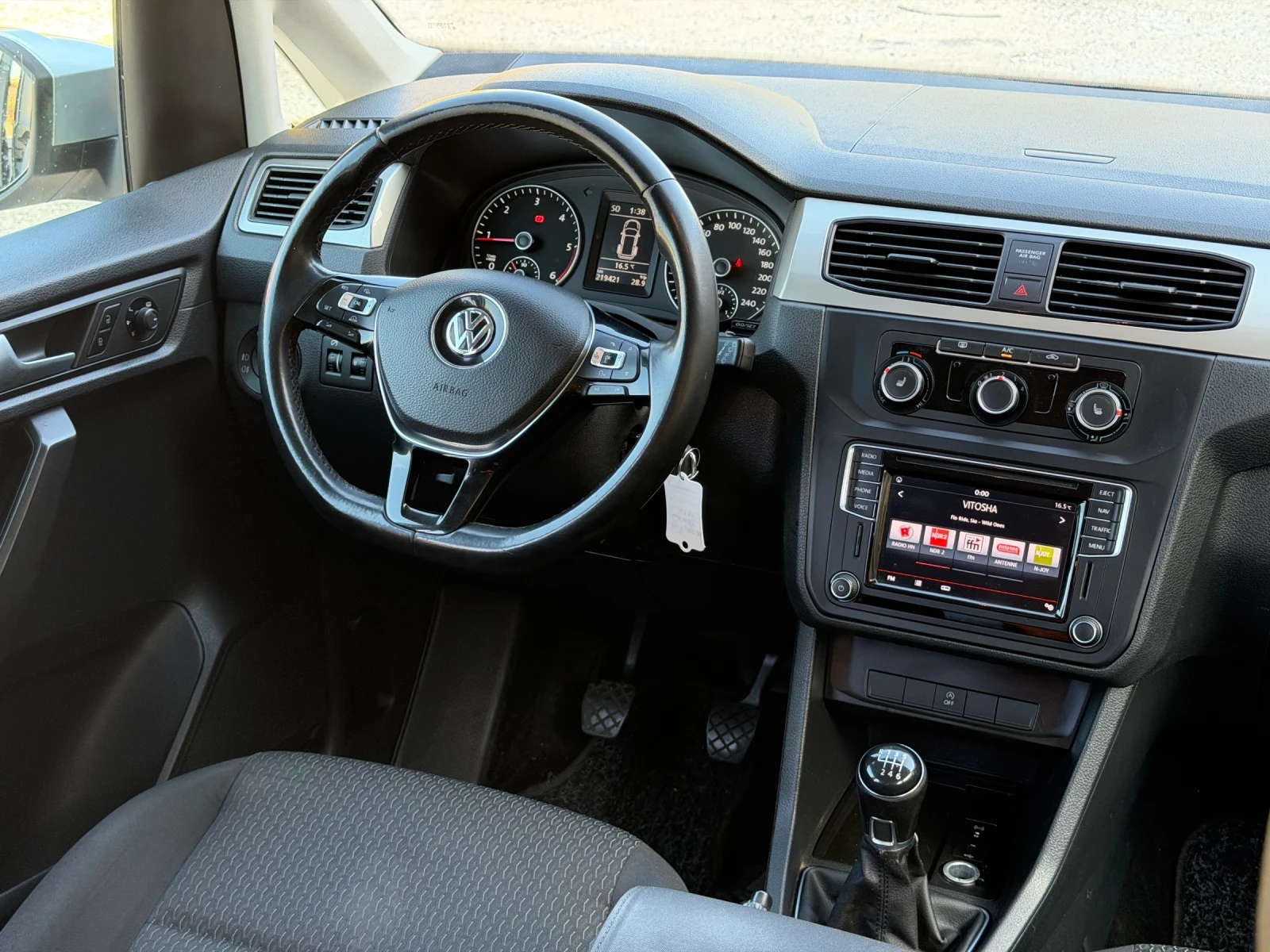 VW Caddy 2.0TDI* 150��* 6 ��* NAVI* ��� ����* ������*  | Mobile.bg � ����������� 9