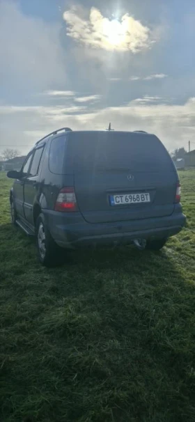 Mercedes-Benz ML 270 - 6700 € / 13104.06 лв. - 81242910 4