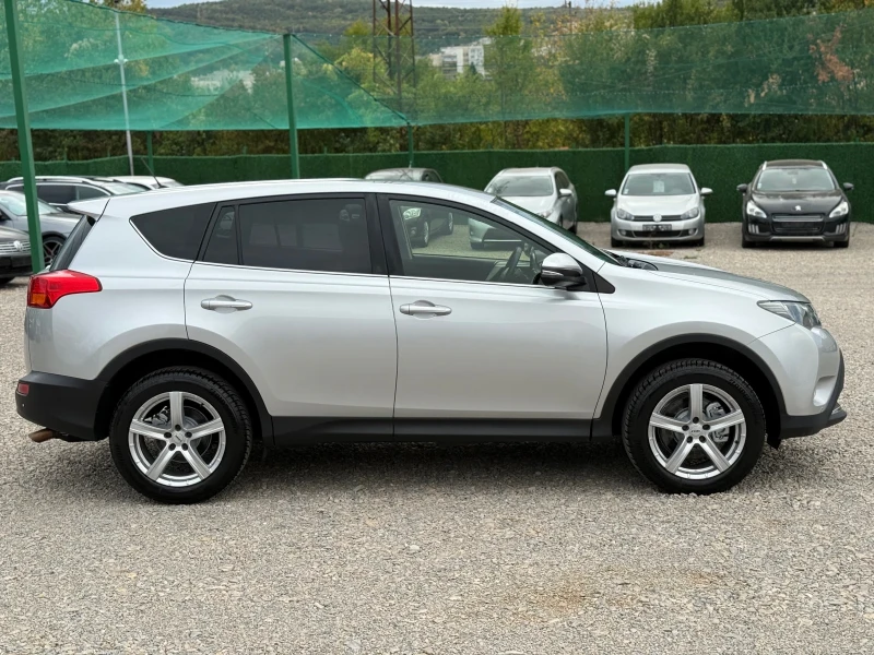 Toyota Rav4 D4D, снимка 4 - Автомобили и джипове - 52018781