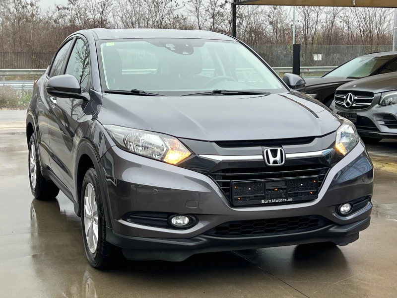 Honda Hr-v 1.5I-VTEC, ELEGANCE, ИТАЛИЯ-КАТО НОВ!!!, снимка 3 - Автомобили и джипове - 52913092