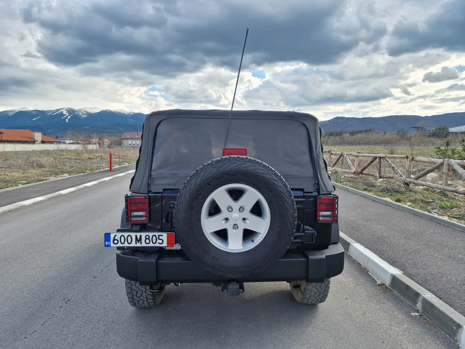 Jeep Wrangler 3.6 V6 Sport - изображение 5