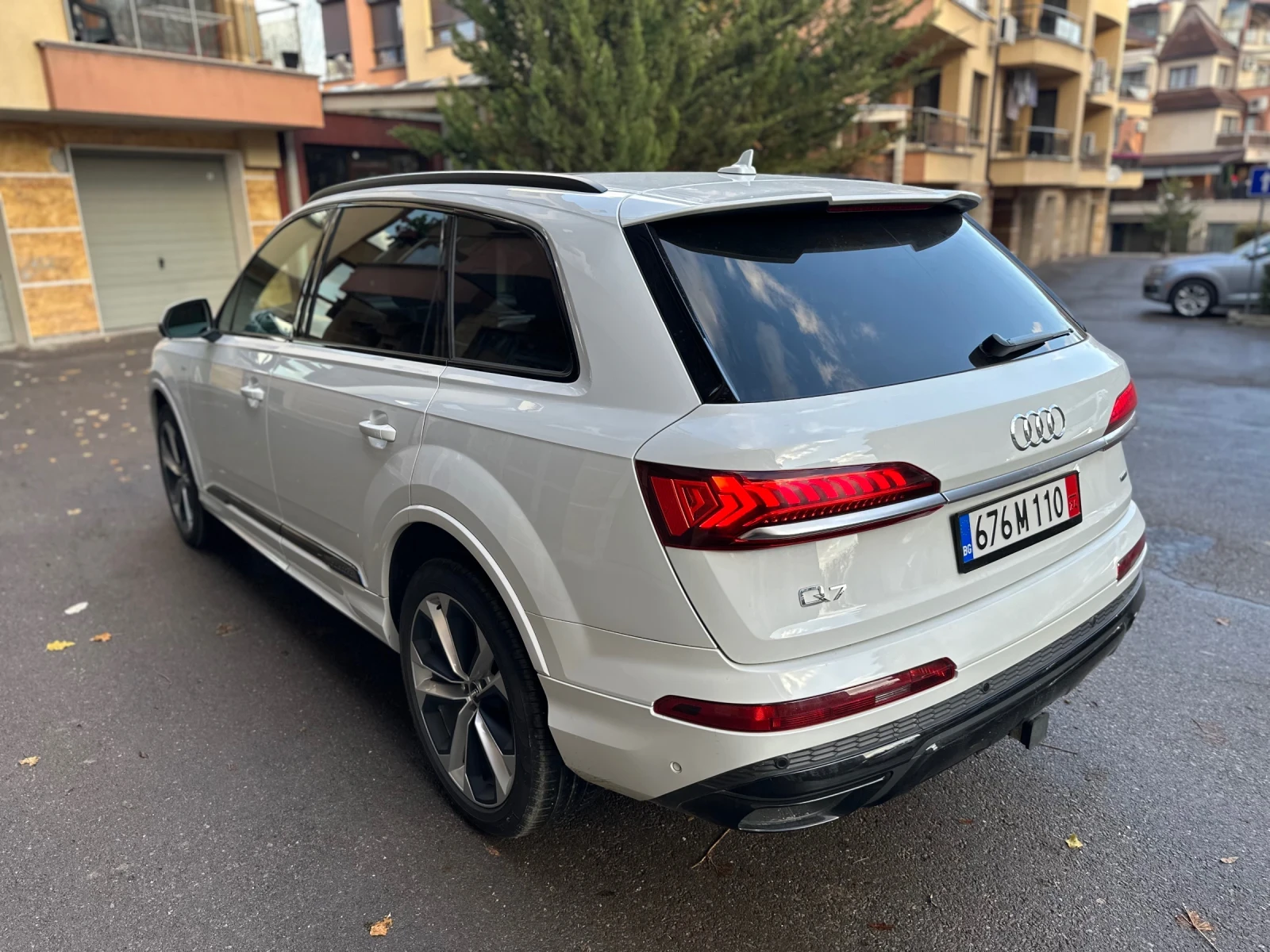 Audi Q7 55 TFSI S-line - изображение 7